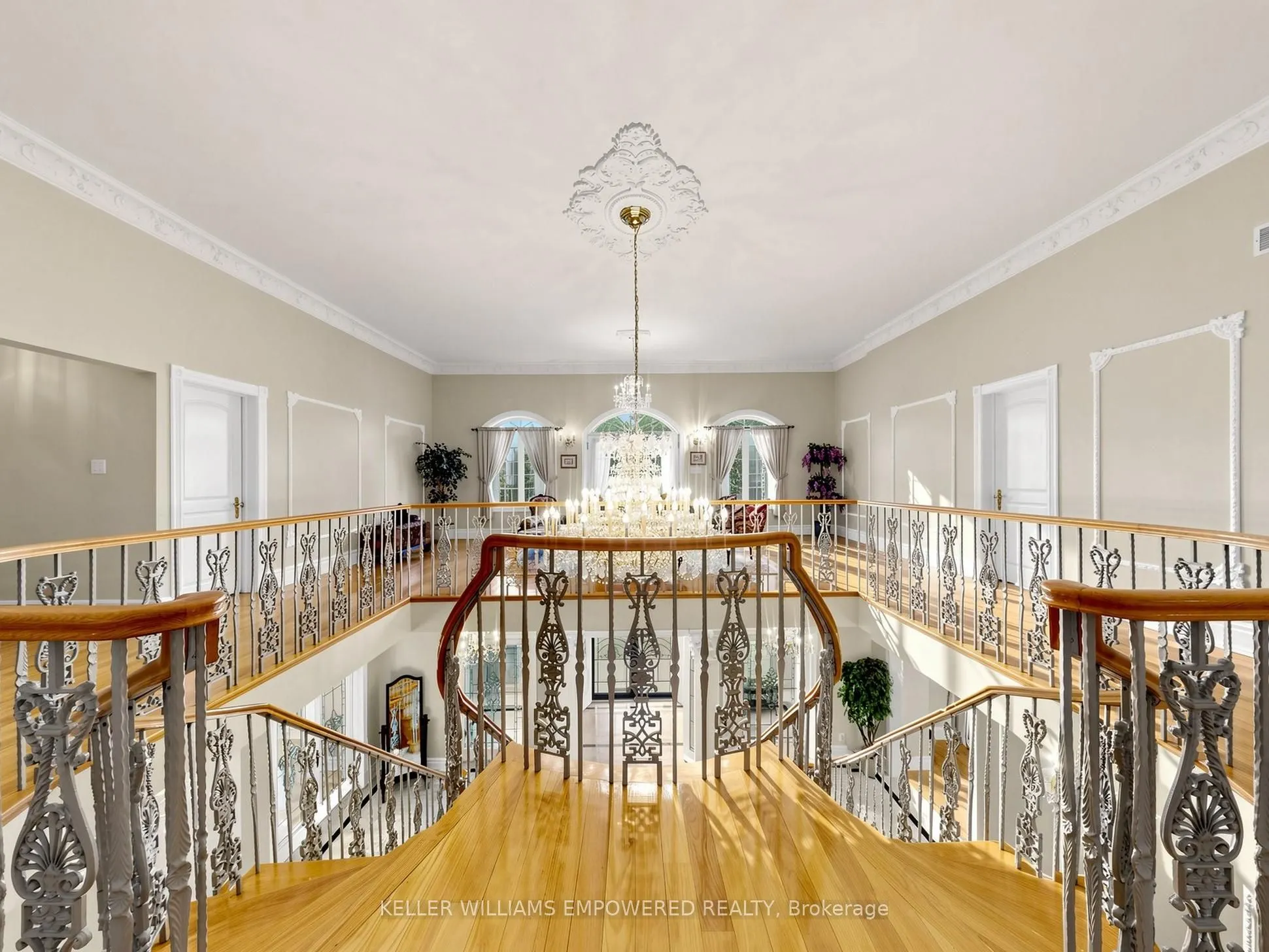 7 Deer Run Court
