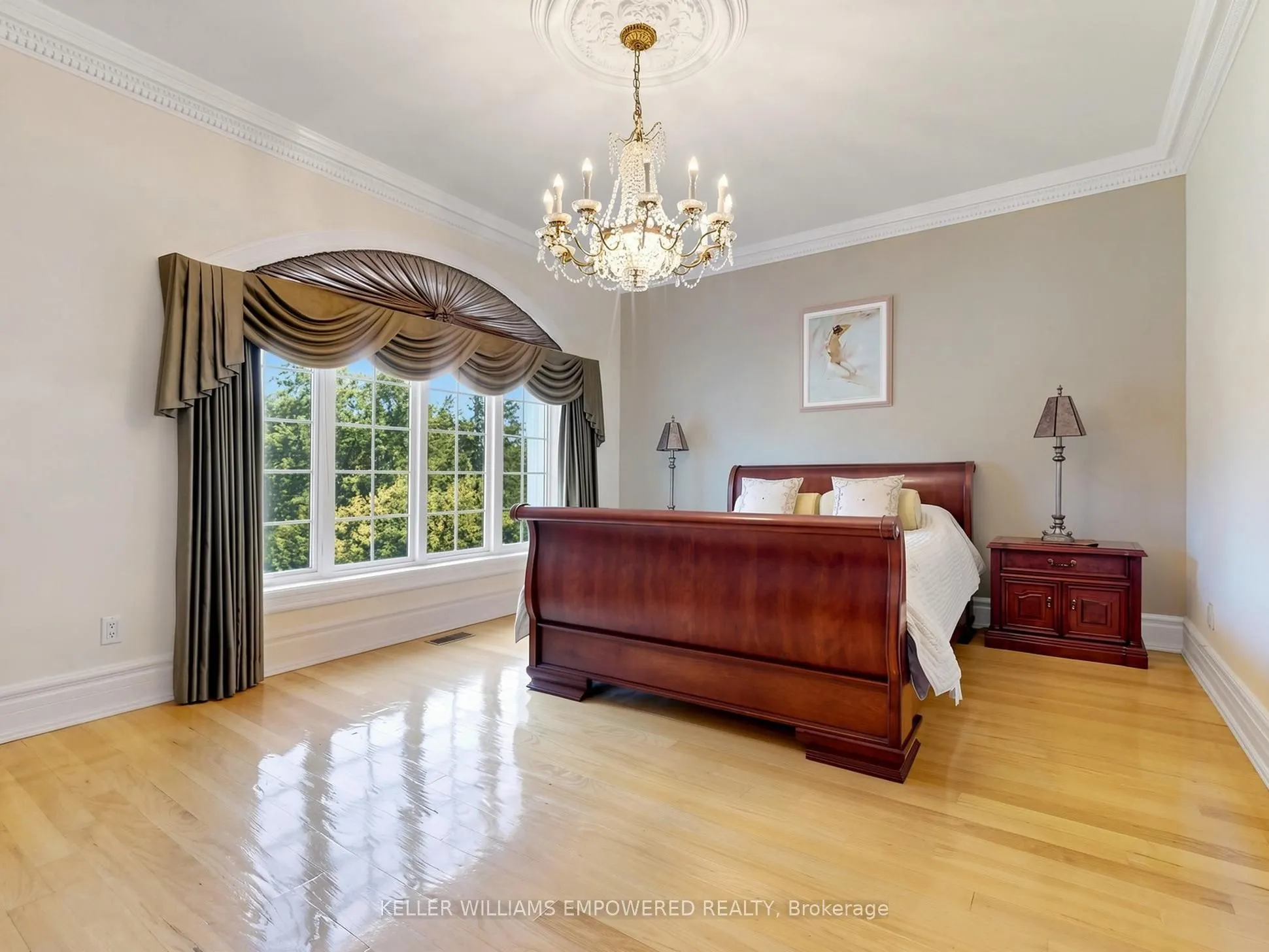 7 Deer Run Court
