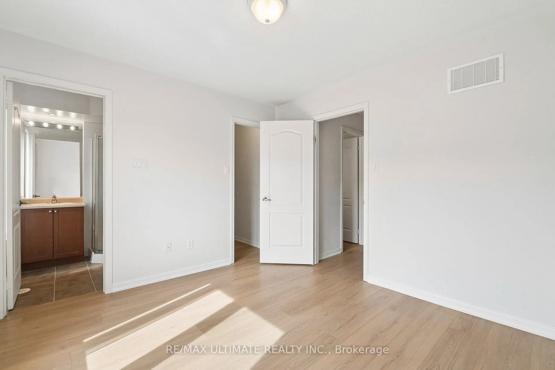 26 Walter Dove Court #14