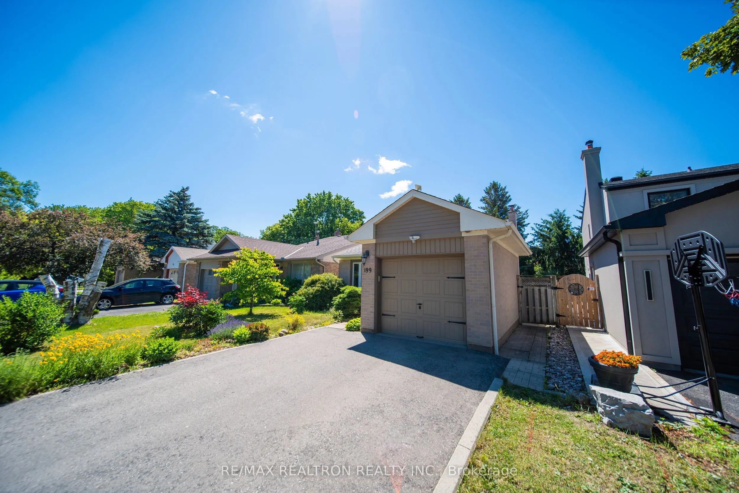 199 Weldrick Road W