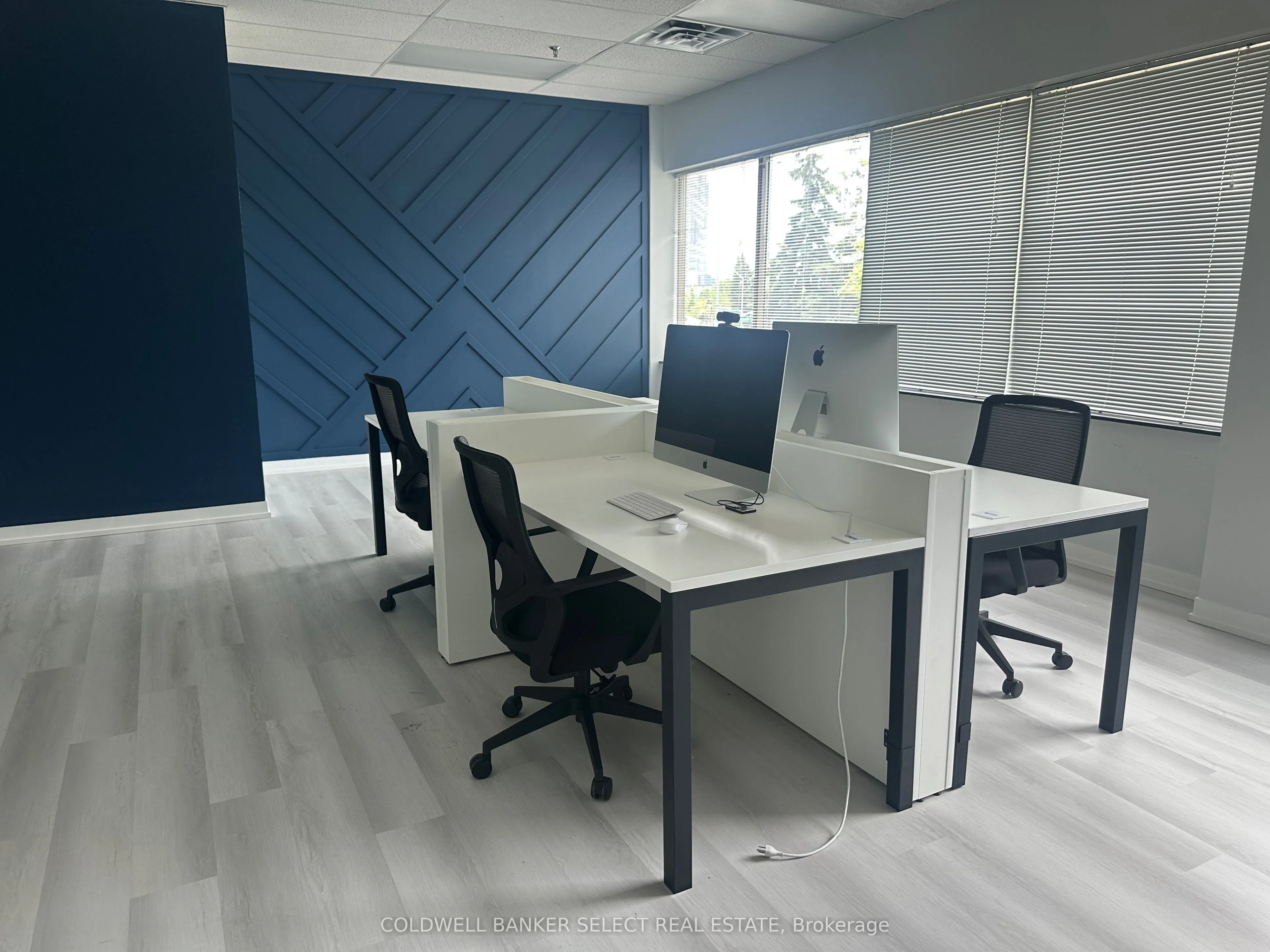 8111 Jane Street #4, Main Floor