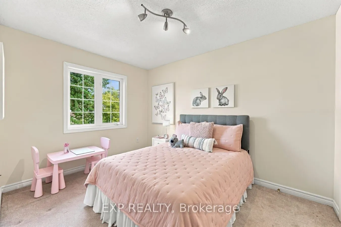 36 Saltzburg Crescent