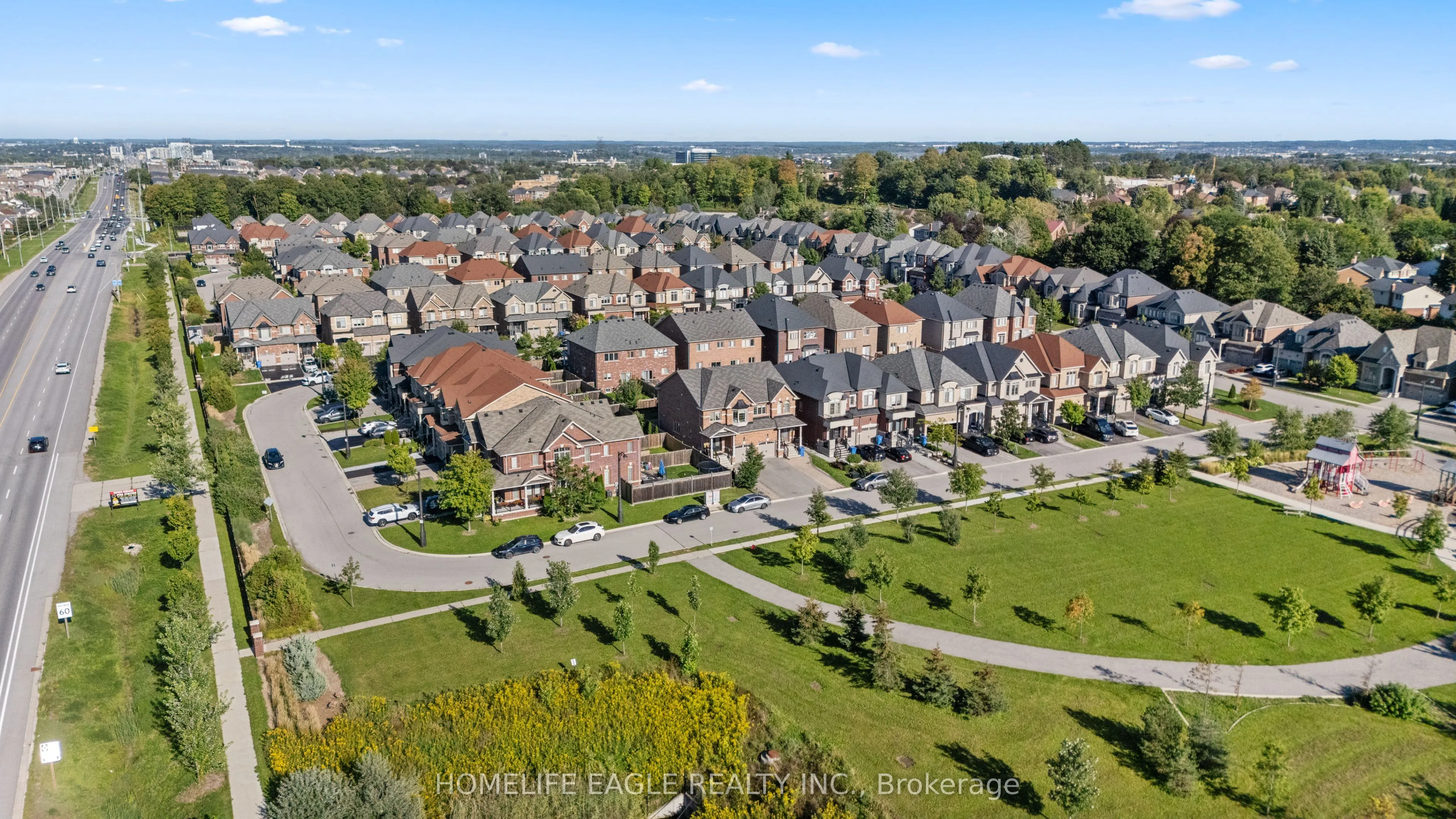 746 Yarfield Crescent
