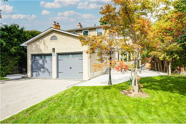 83 Houseman Crescent
