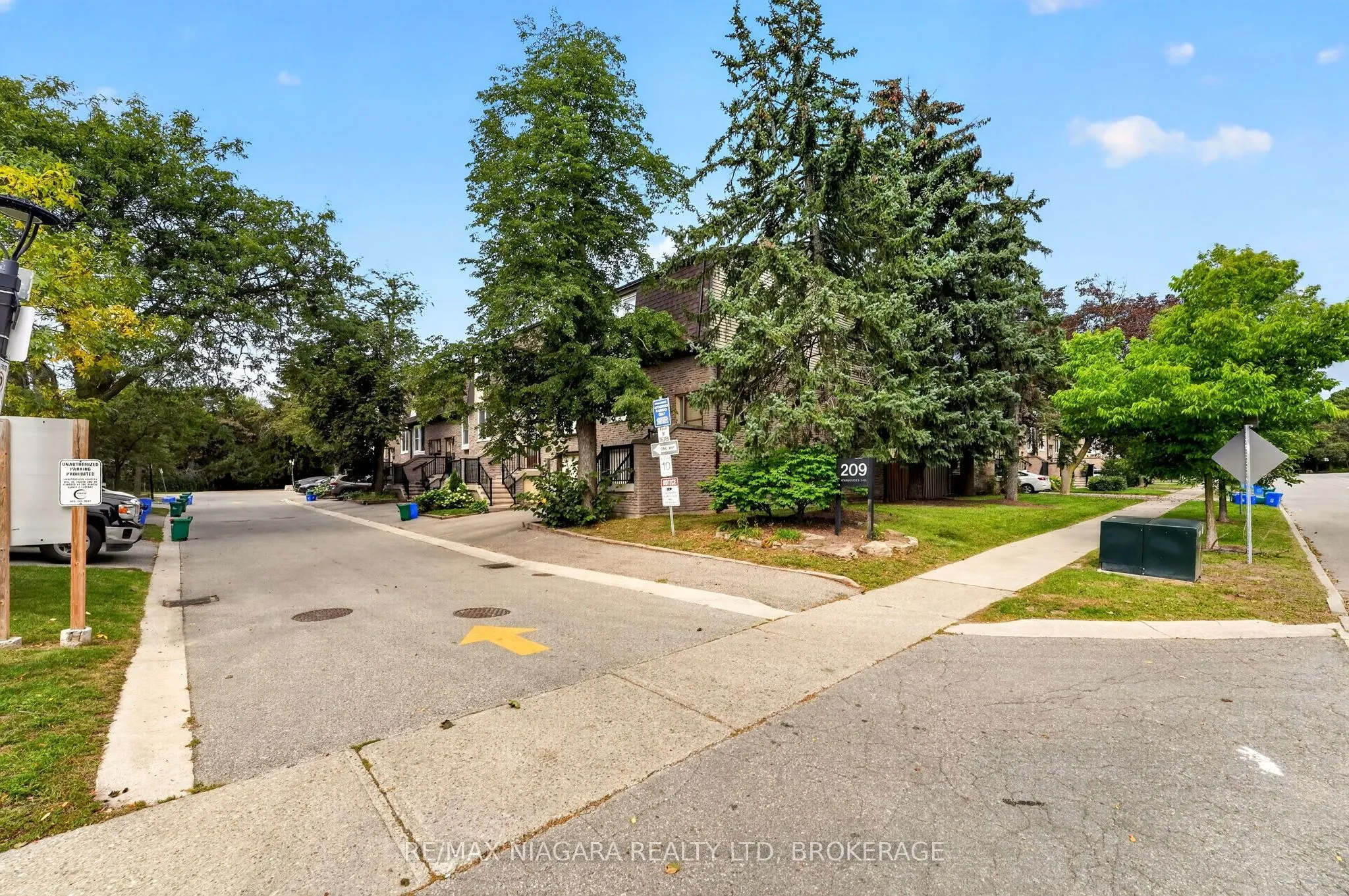 209 CASTLE ROCK Drive #9