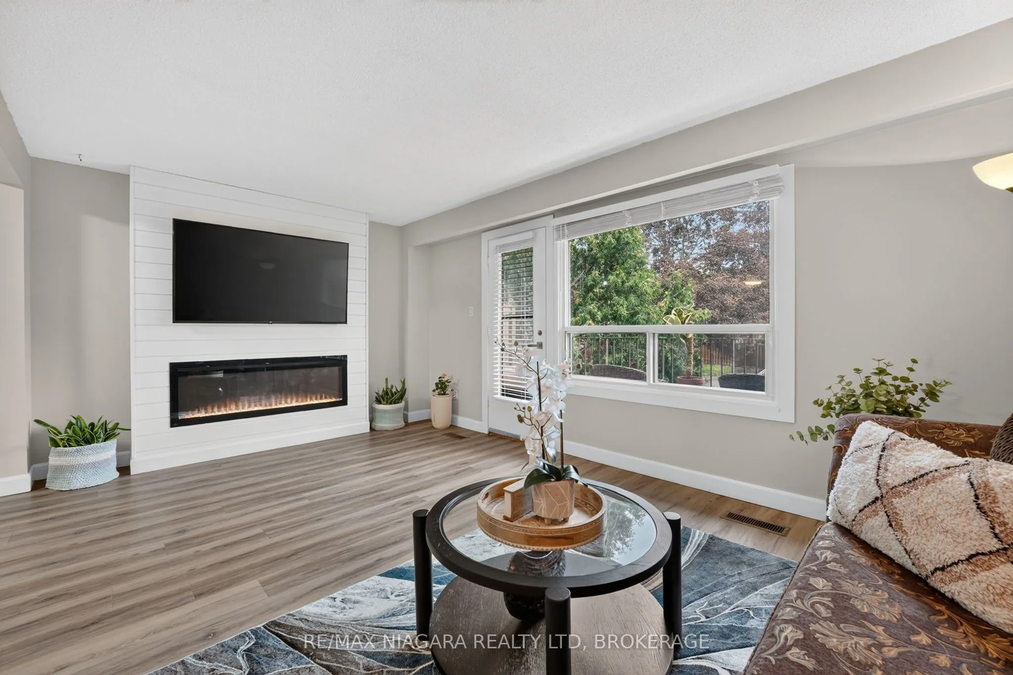 209 CASTLE ROCK Drive #9