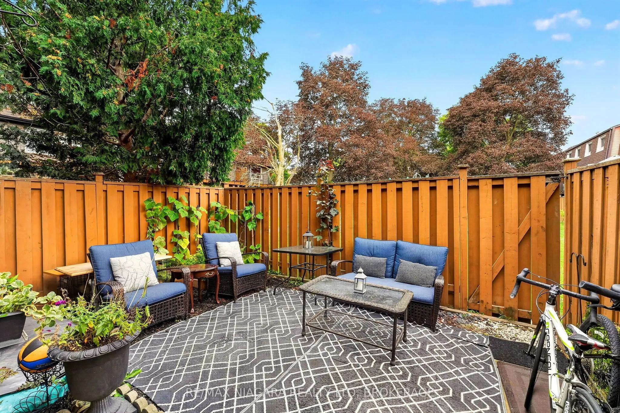209 CASTLE ROCK Drive #9