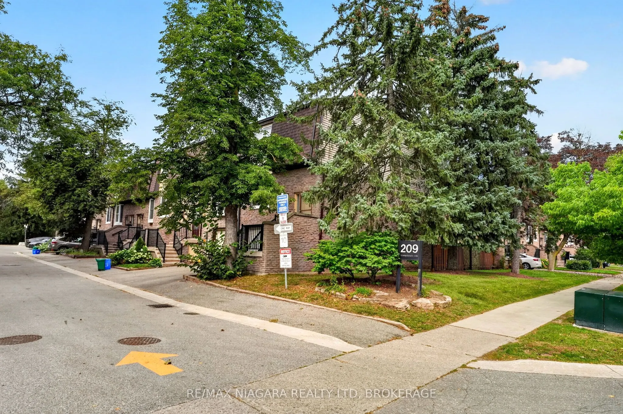 209 CASTLE ROCK Drive #9