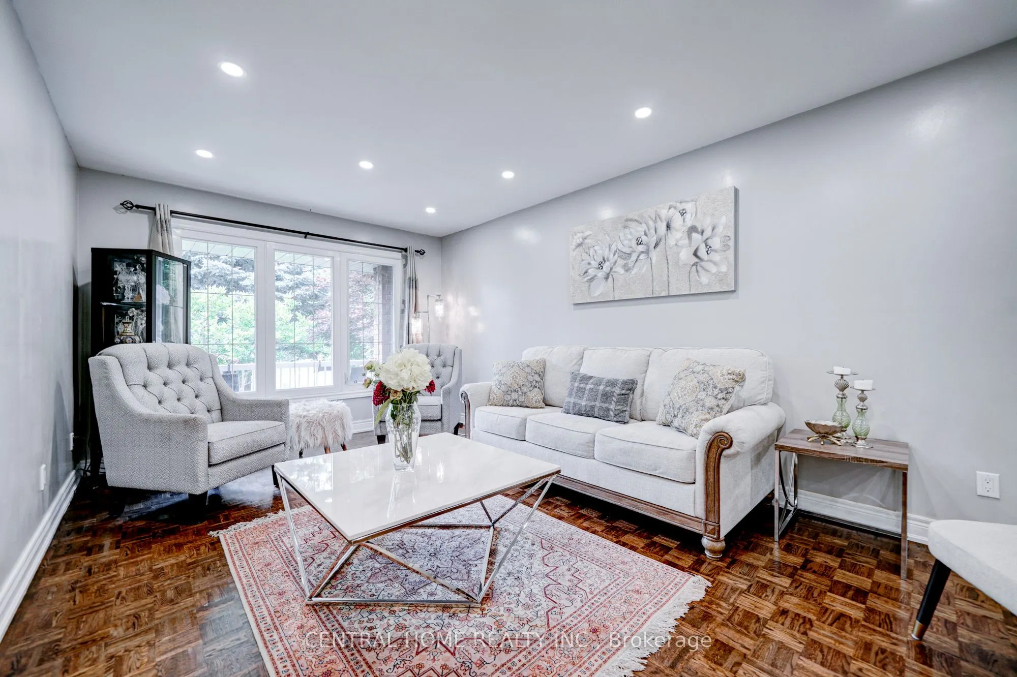 293 Worth Boulevard