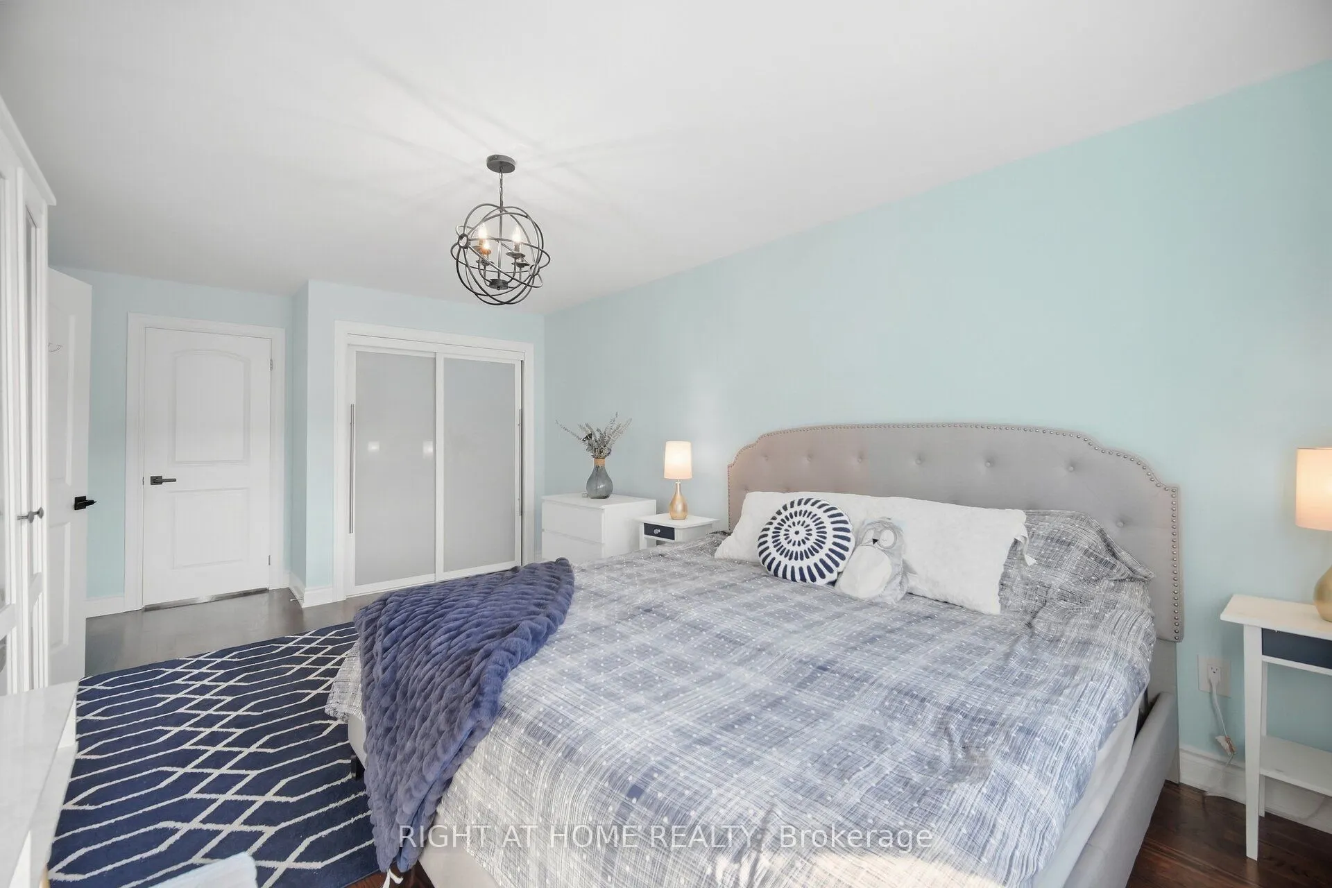 8032 Kipling Avenue #8