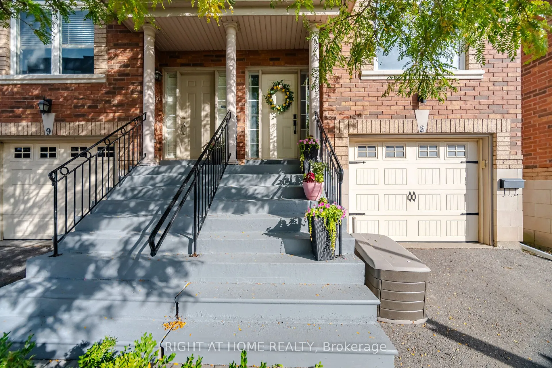 8032 Kipling Avenue #8