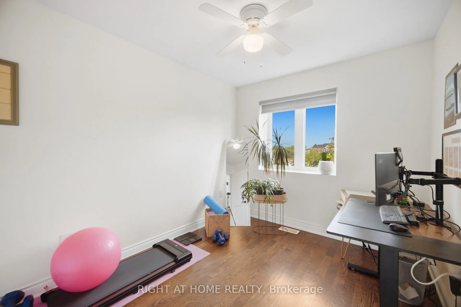 8032 Kipling Avenue #8
