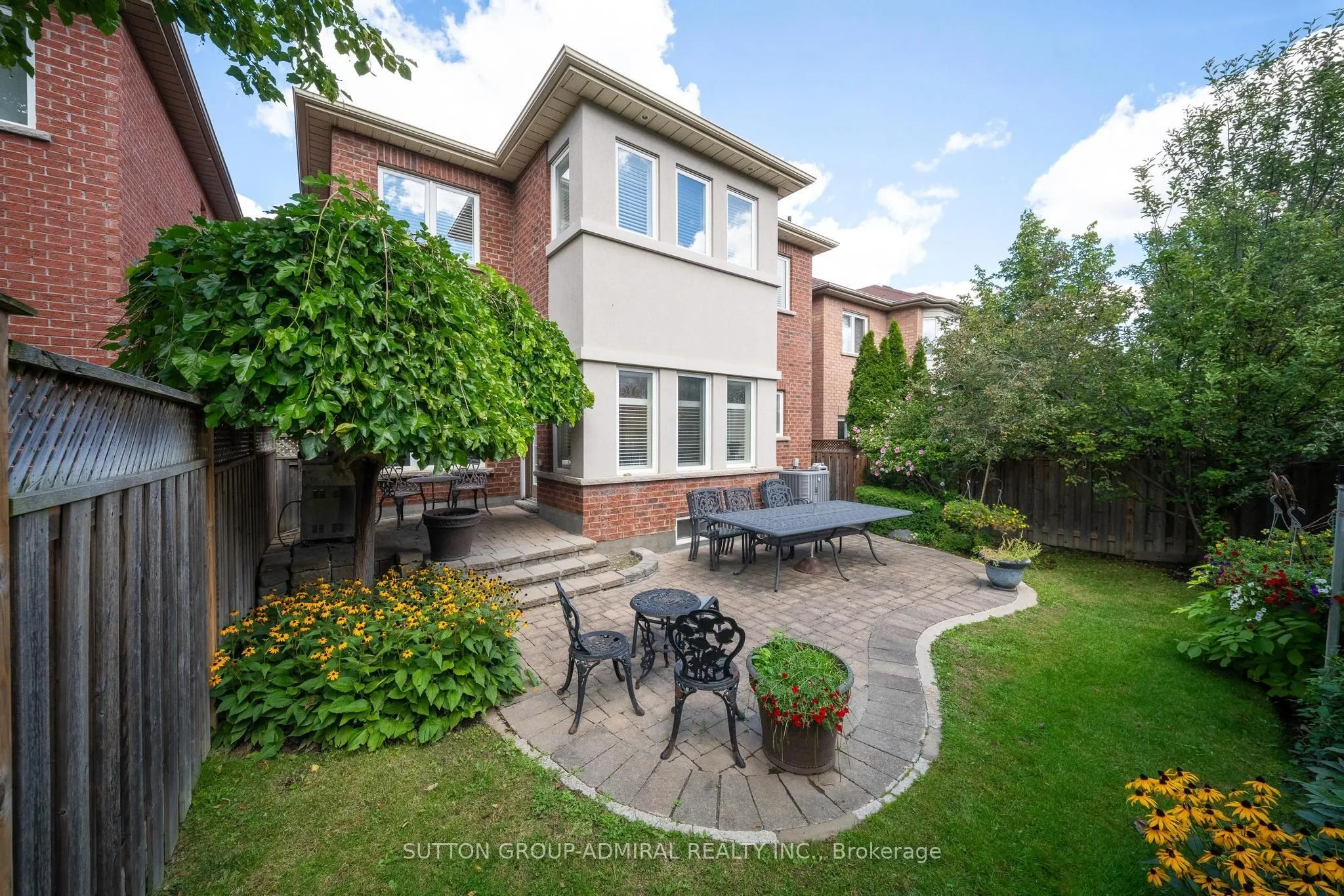 35 Strauss Road