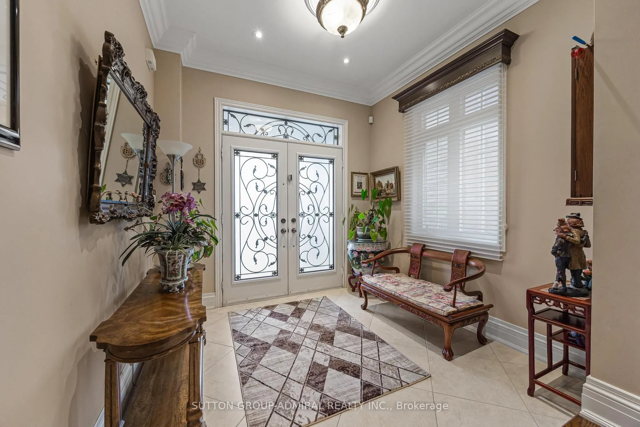 35 Strauss Road