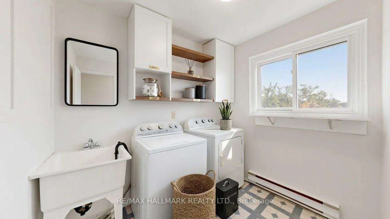 144 Henderson Avenue #7