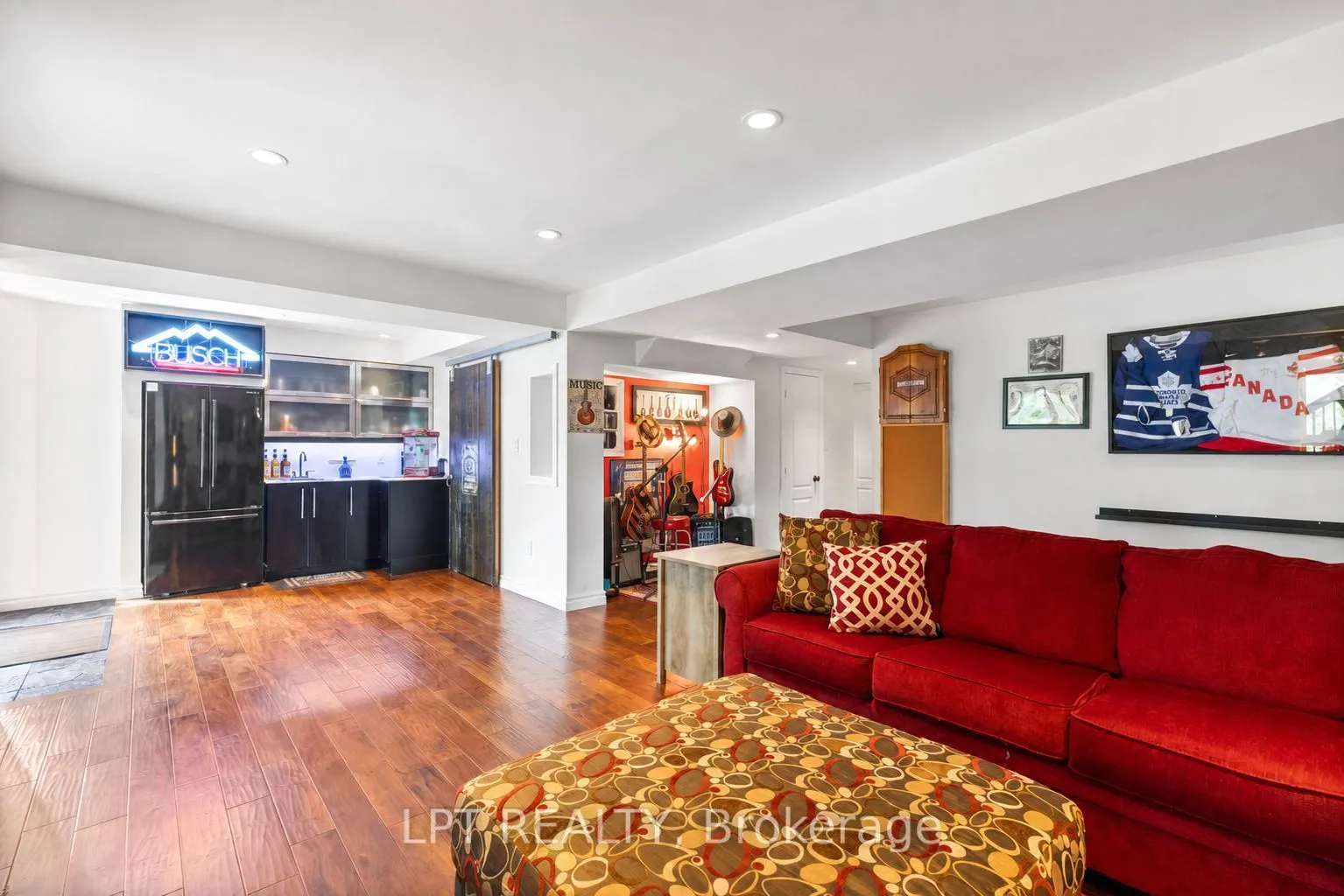 370 Silken Laumann Drive