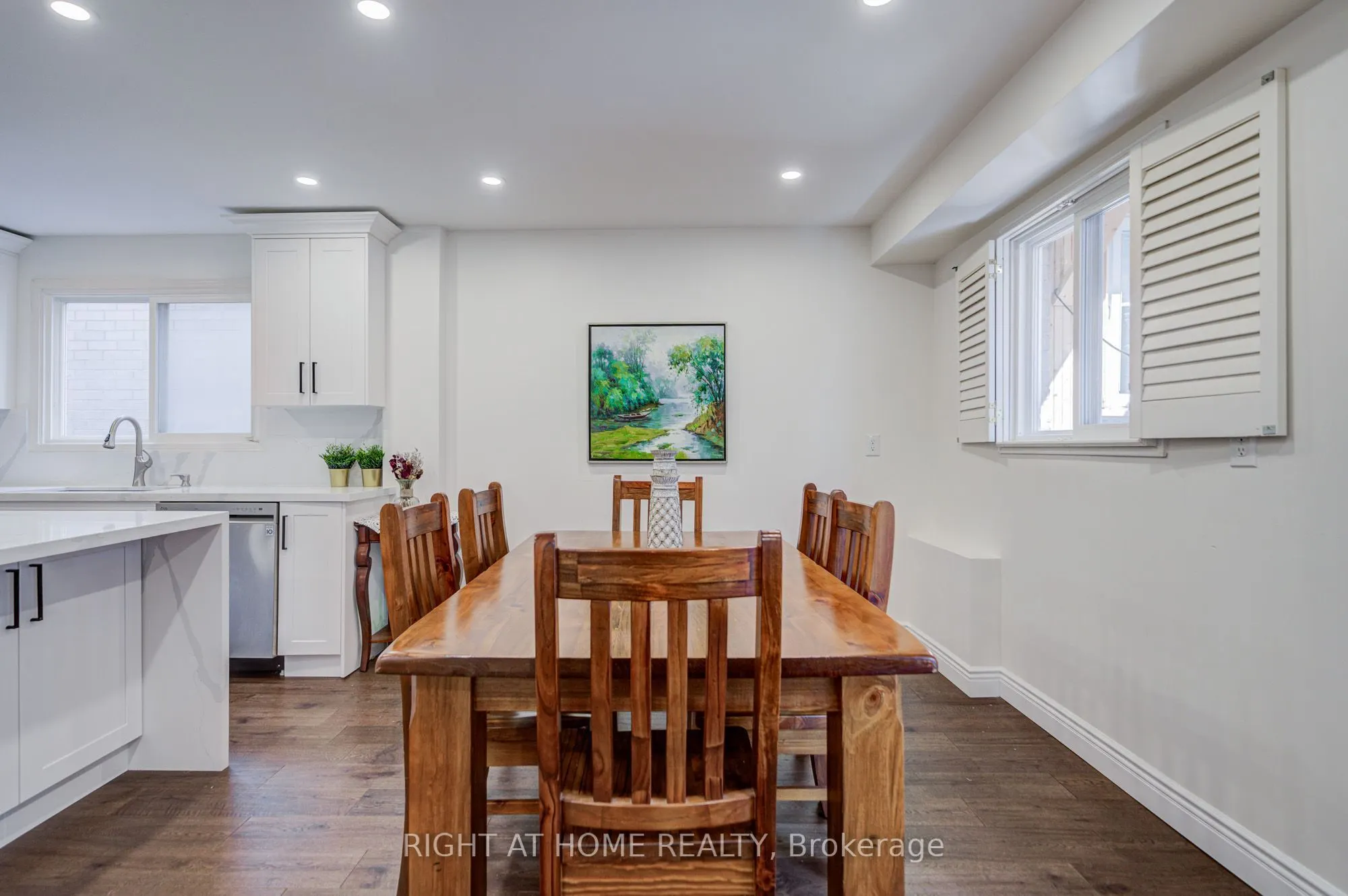 71 Bayhampton Crescent
