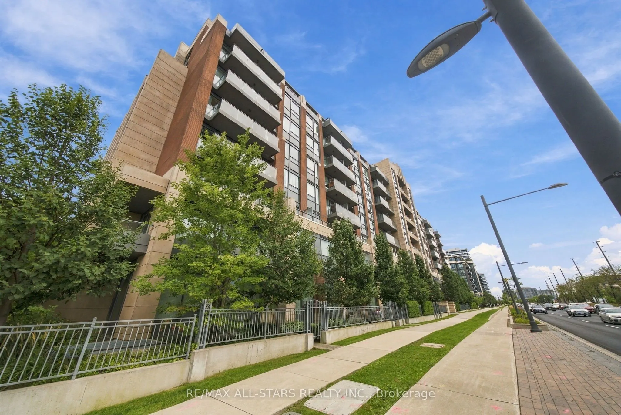 28 Uptown Drive #312