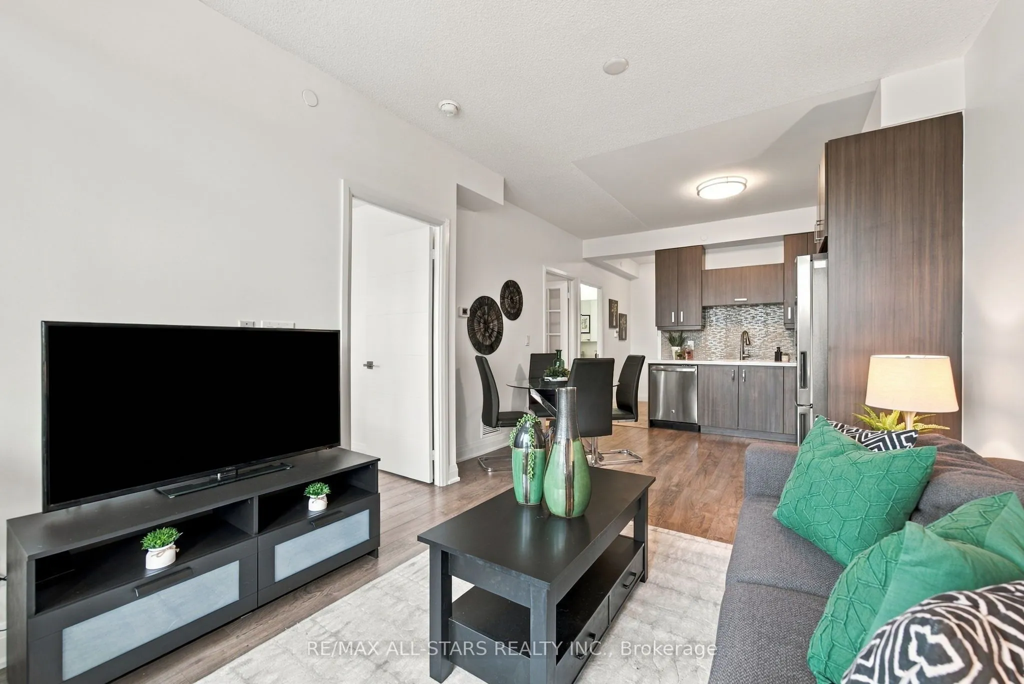 28 Uptown Drive #312