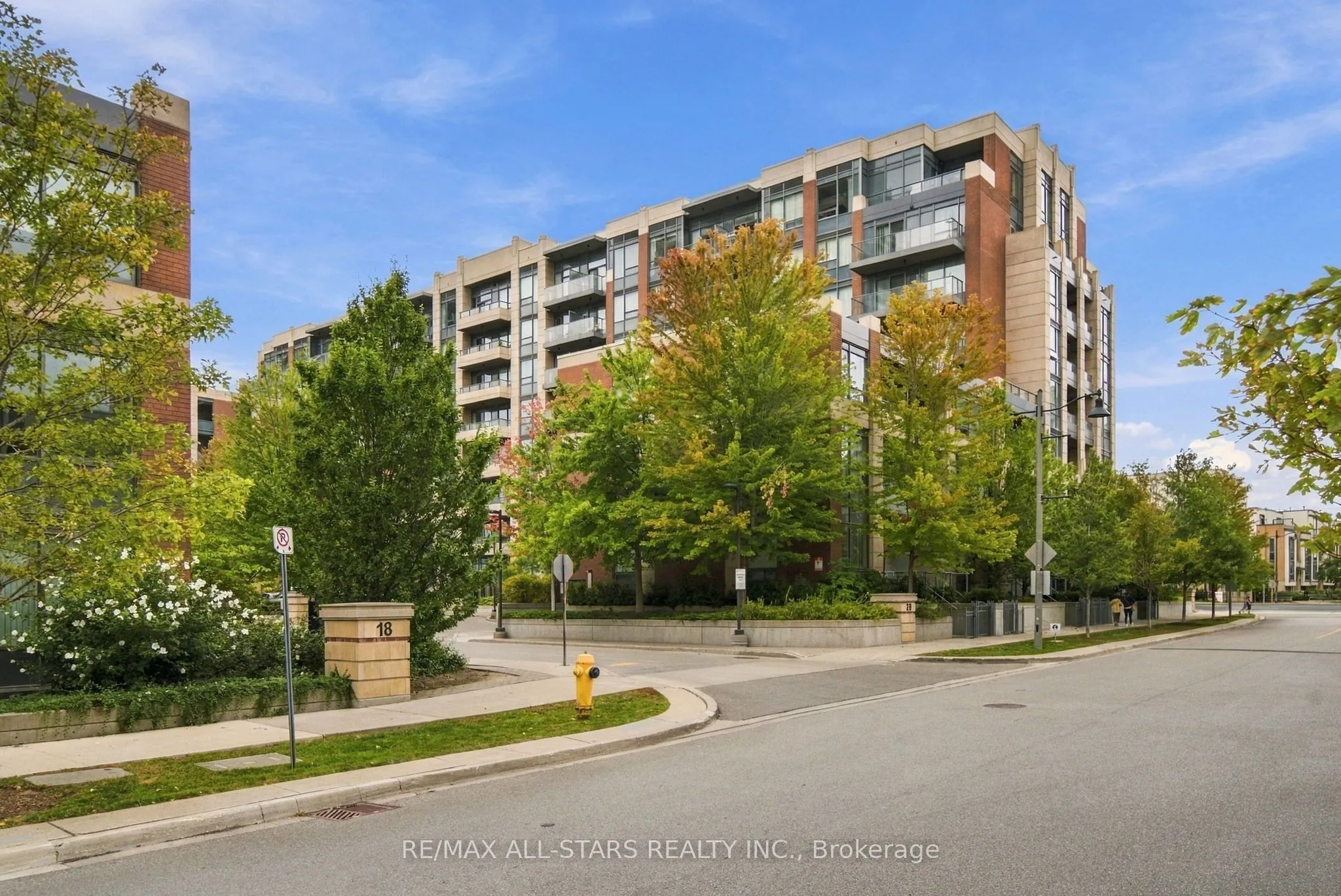 28 Uptown Drive #312