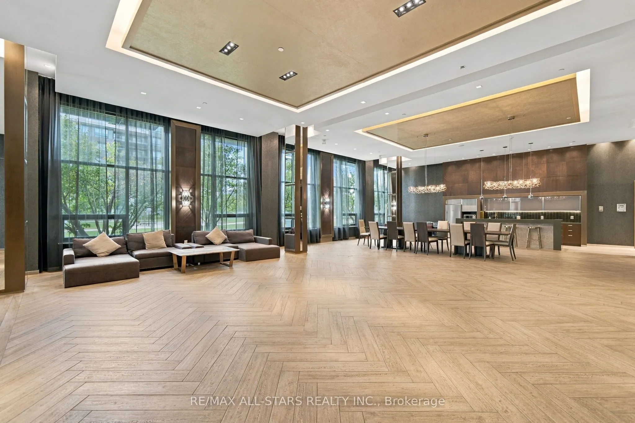 28 Uptown Drive #312