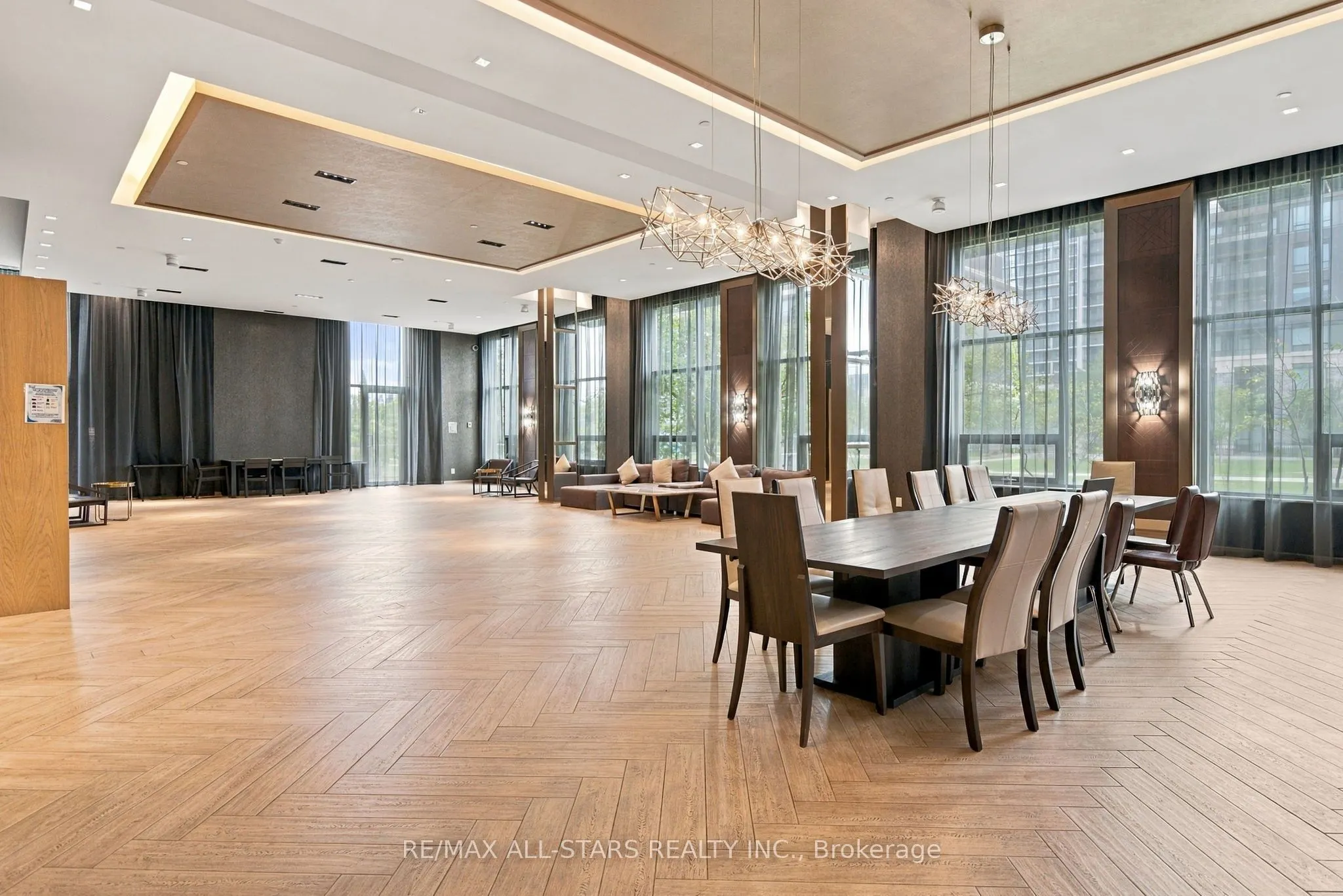 28 Uptown Drive #312