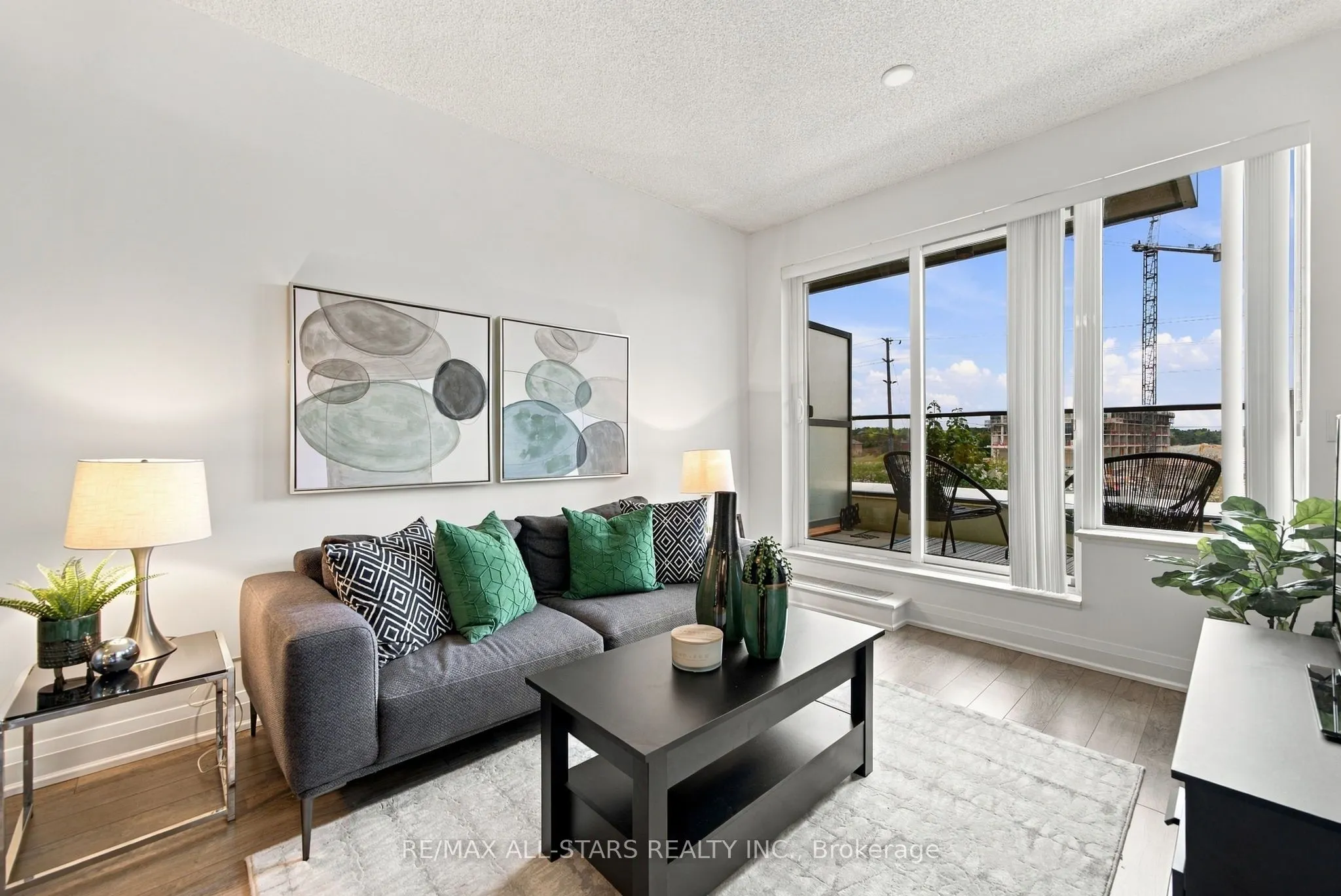 28 Uptown Drive #312