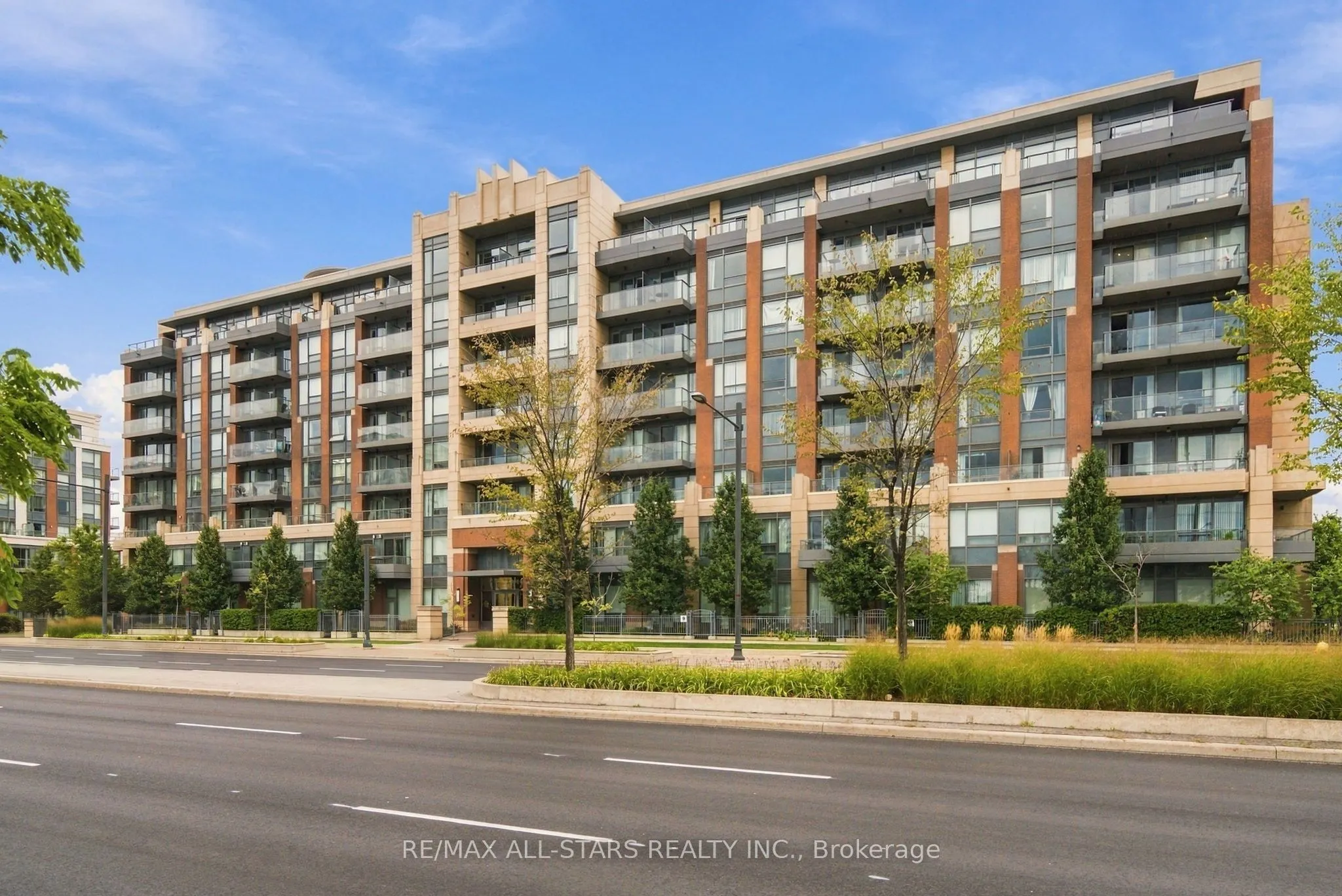 28 Uptown Drive #312