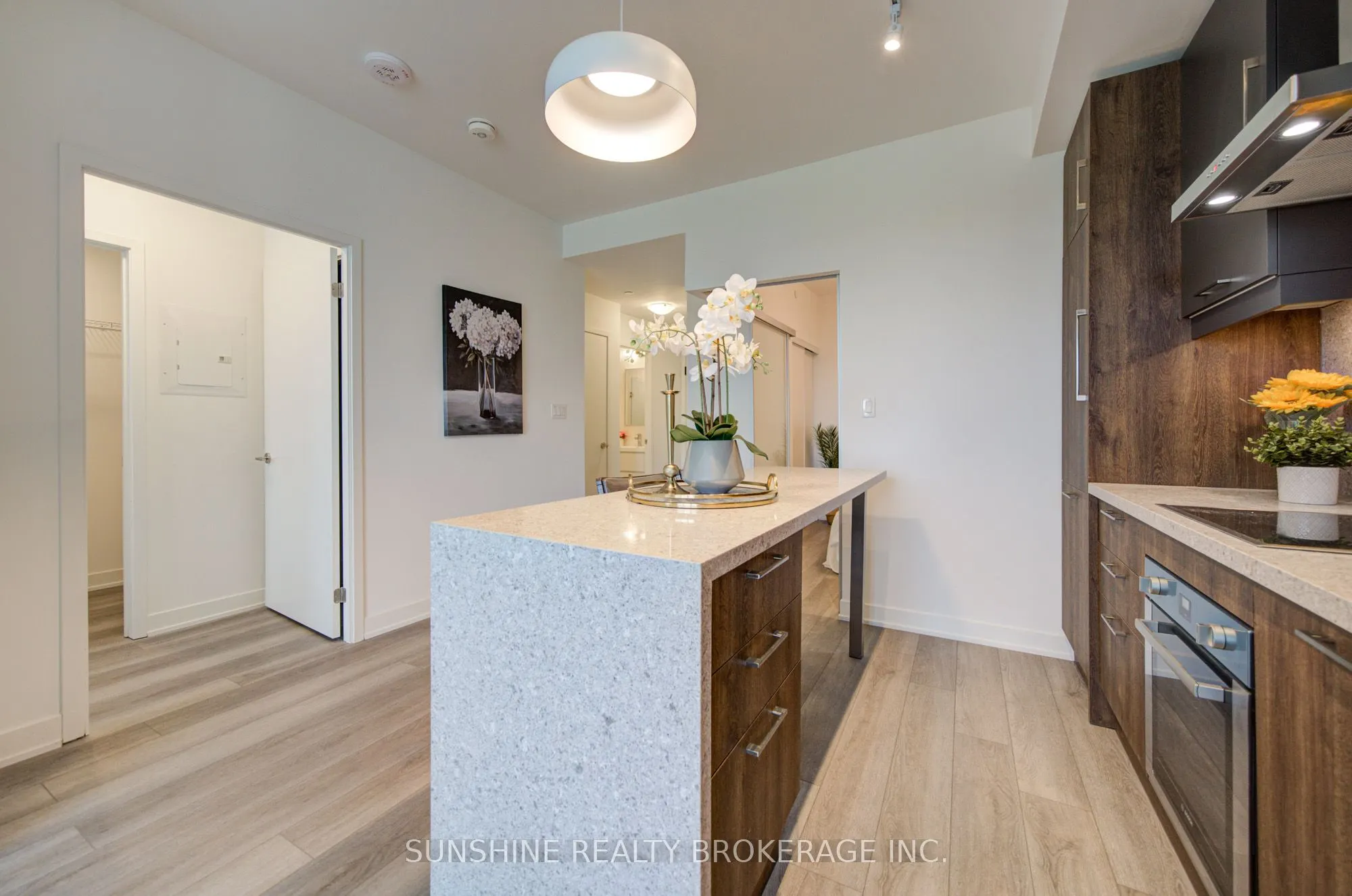 38 Simcoe Promenade #311