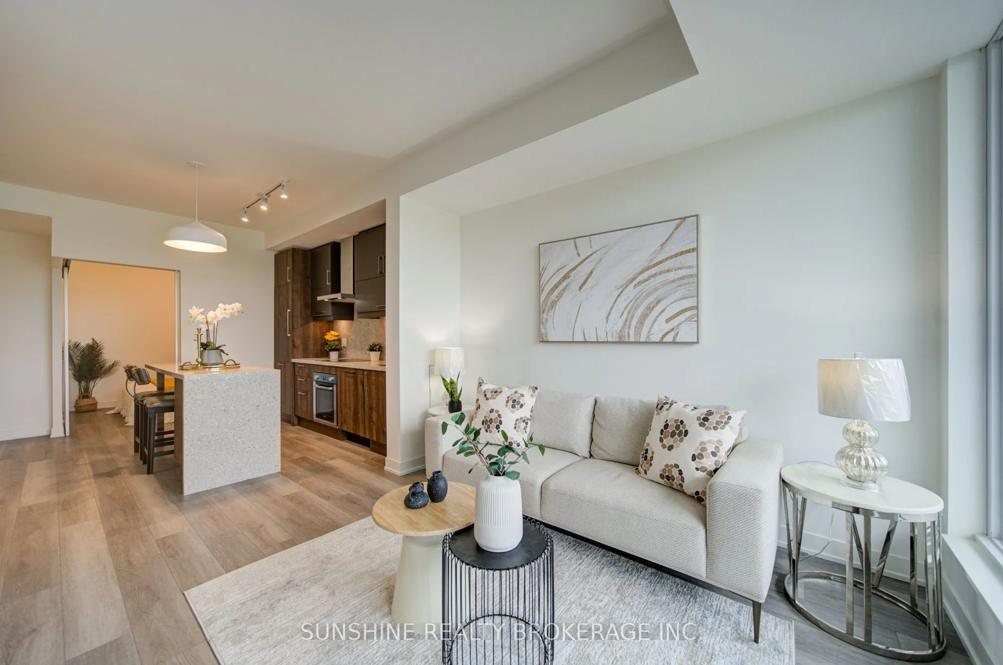 38 Simcoe Promenade #311