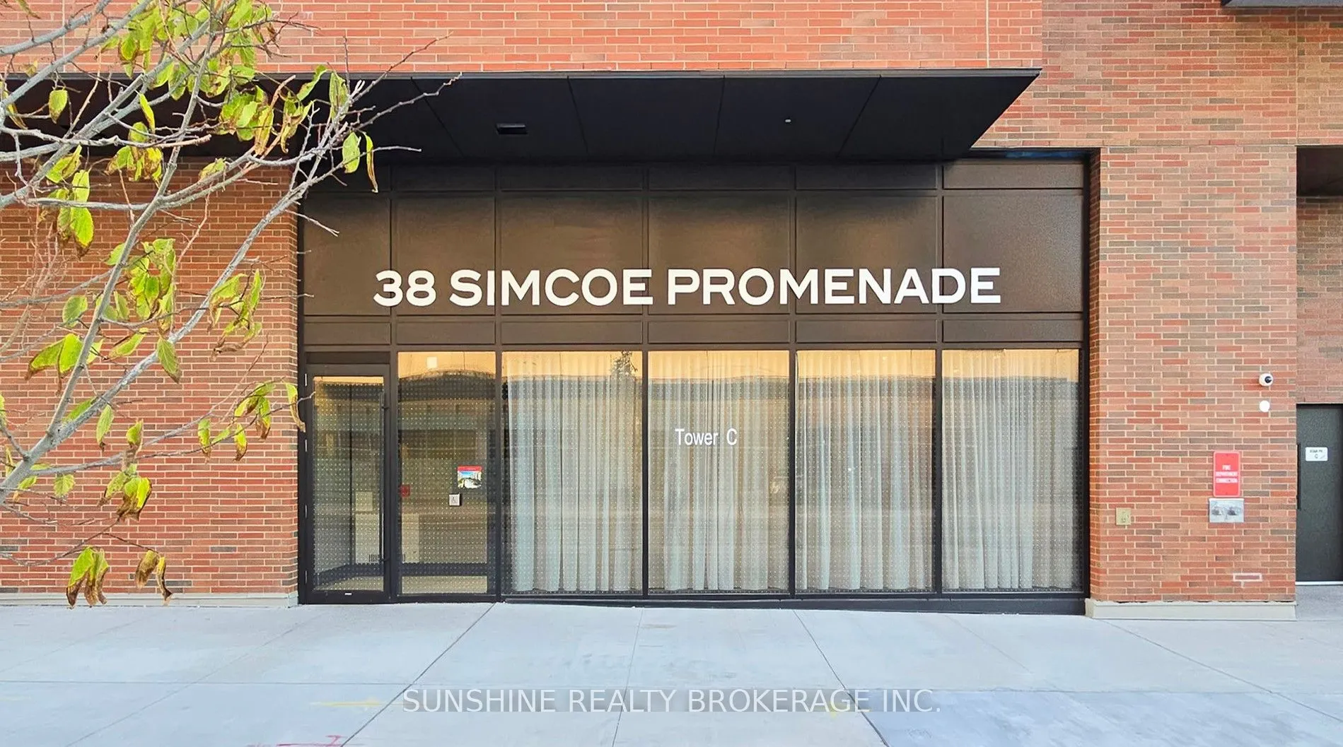 38 Simcoe Promenade #311