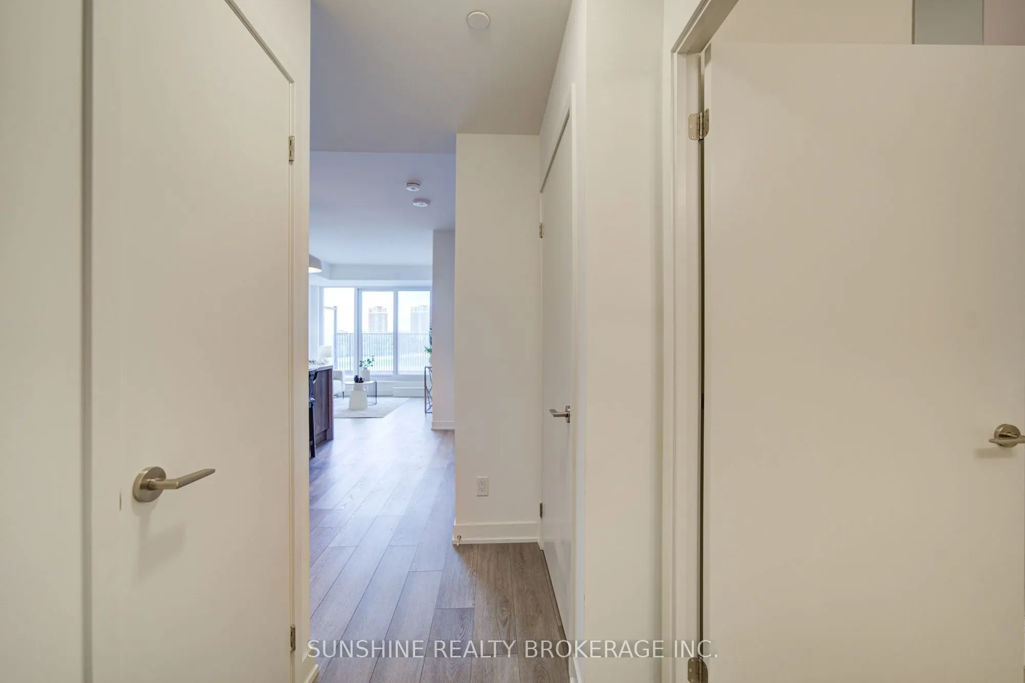 38 Simcoe Promenade #311