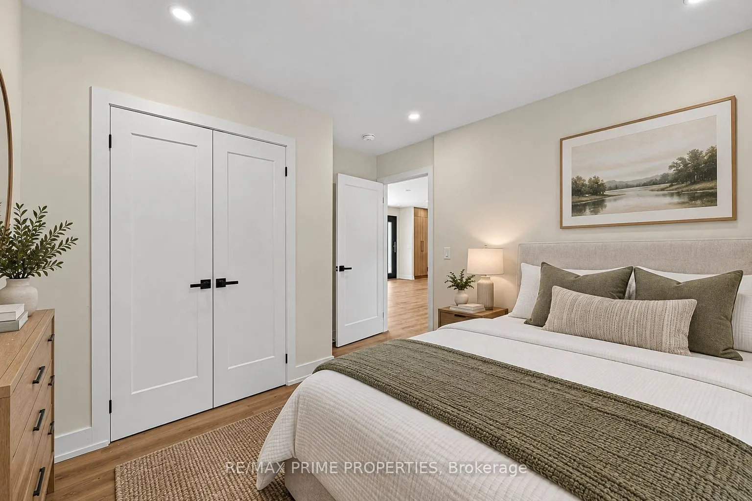 6 Maple Avenue