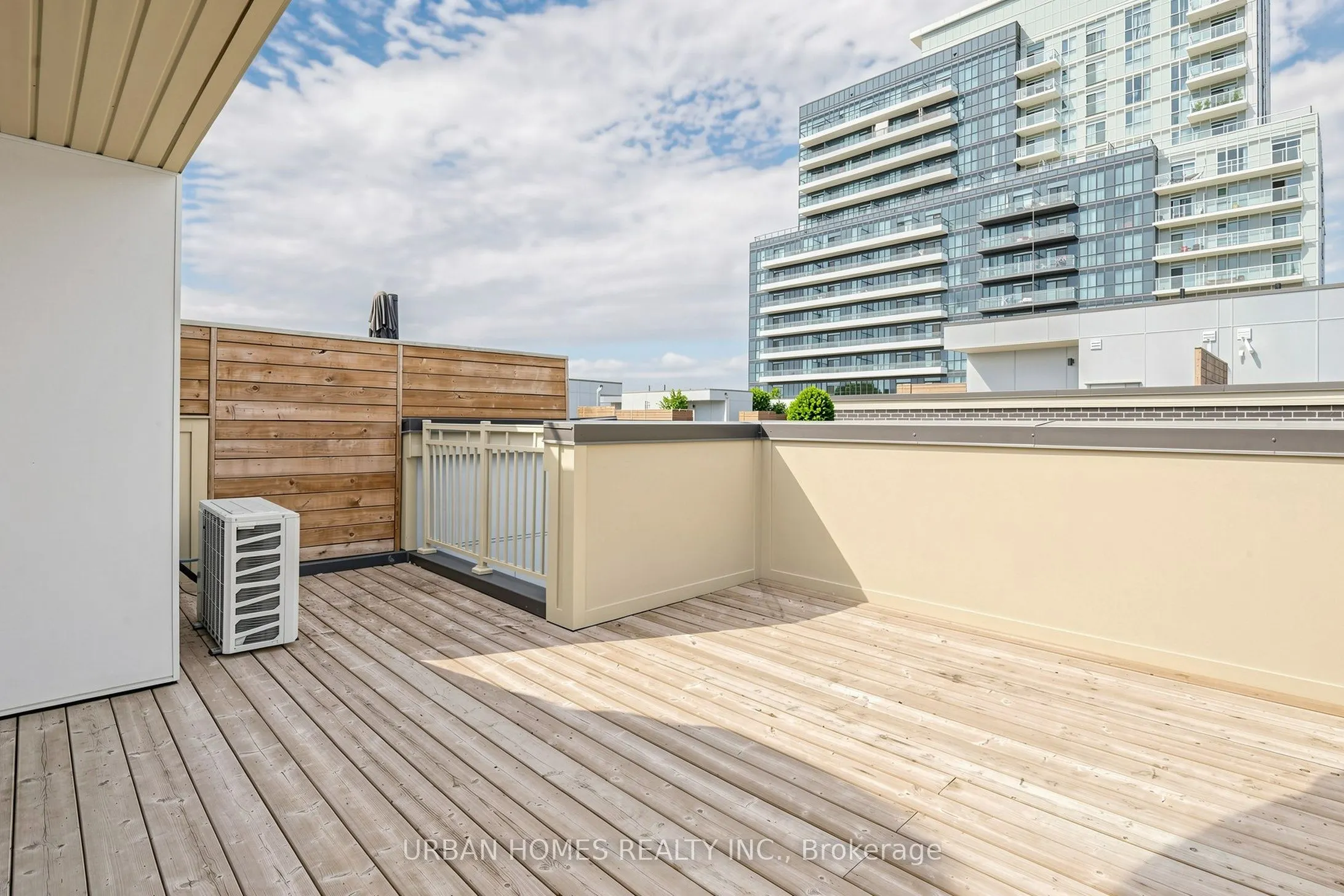 10 Almond Blossom Mews #97
