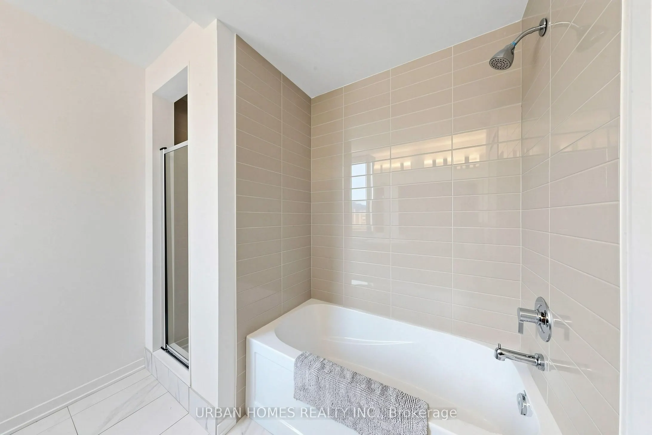10 Almond Blossom Mews #97