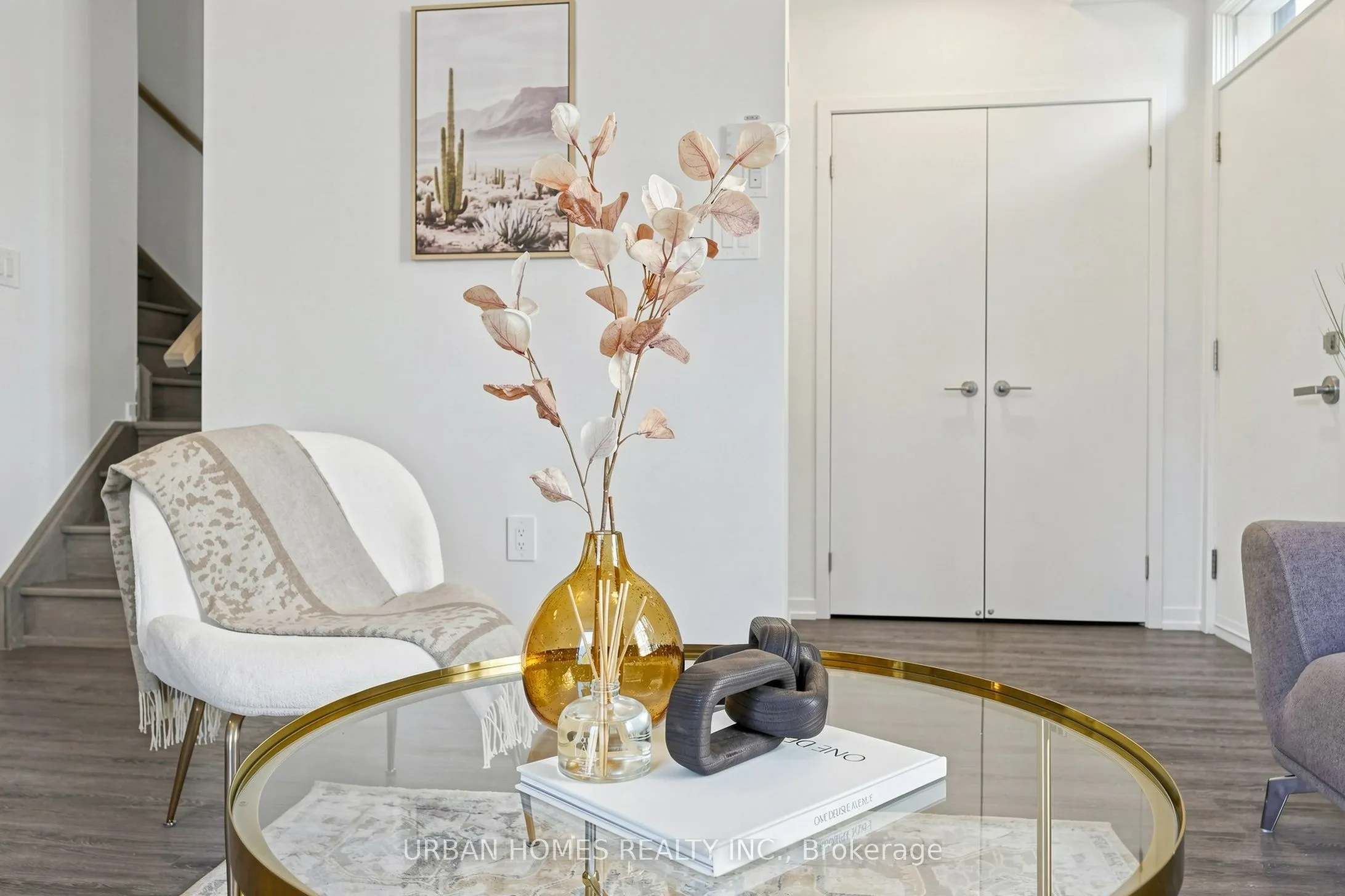 10 Almond Blossom Mews #97