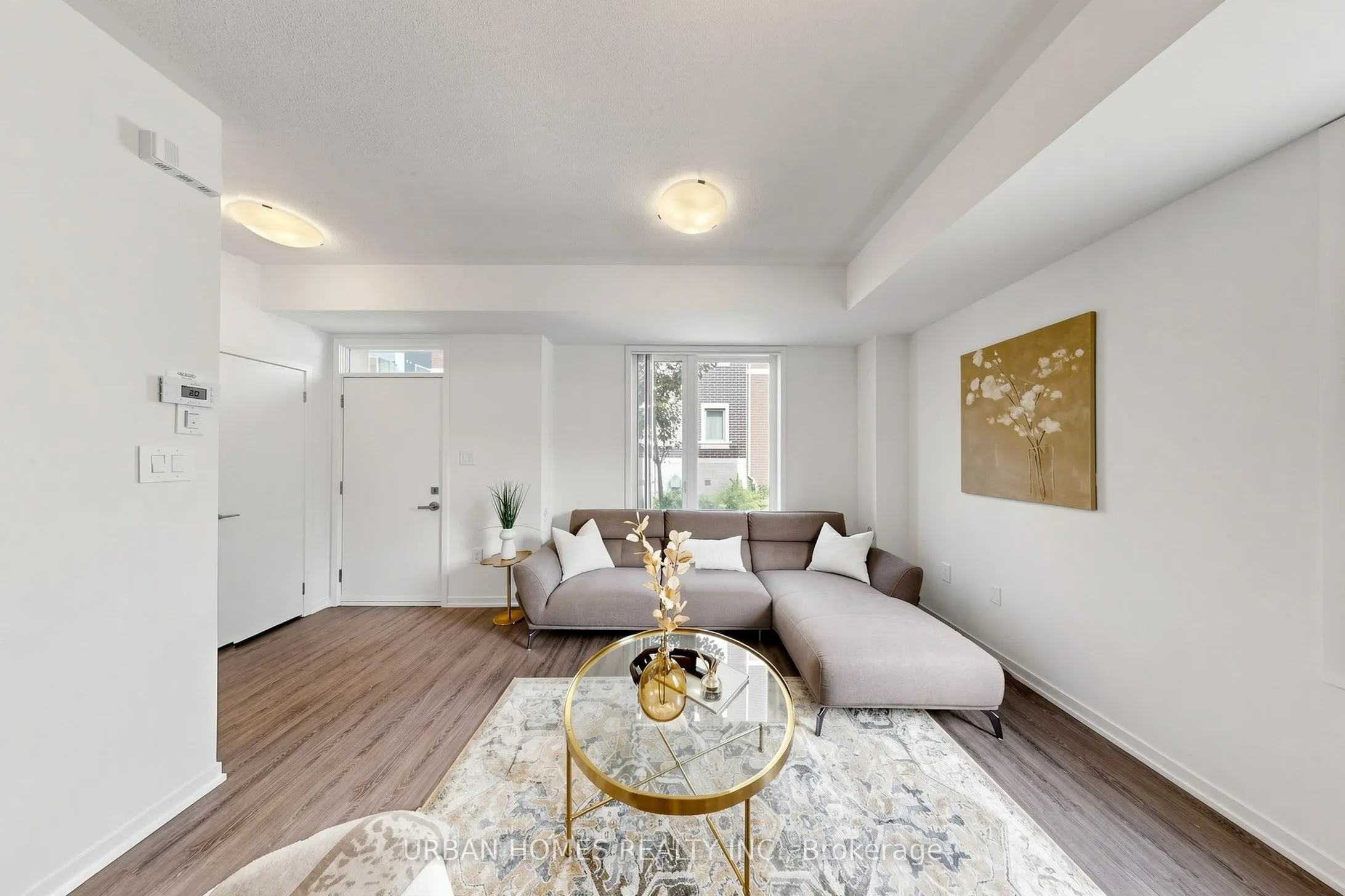 10 Almond Blossom Mews #97