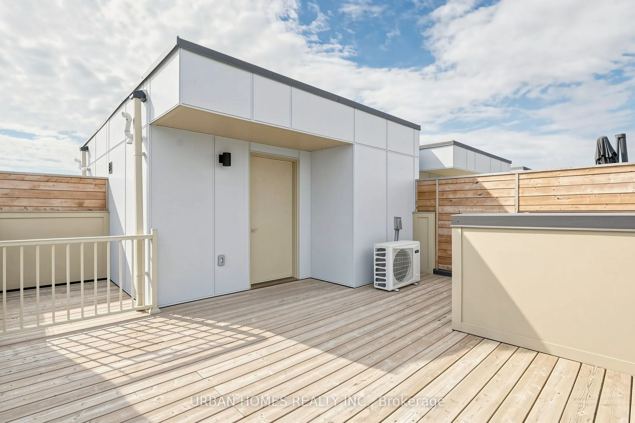 10 Almond Blossom Mews #97