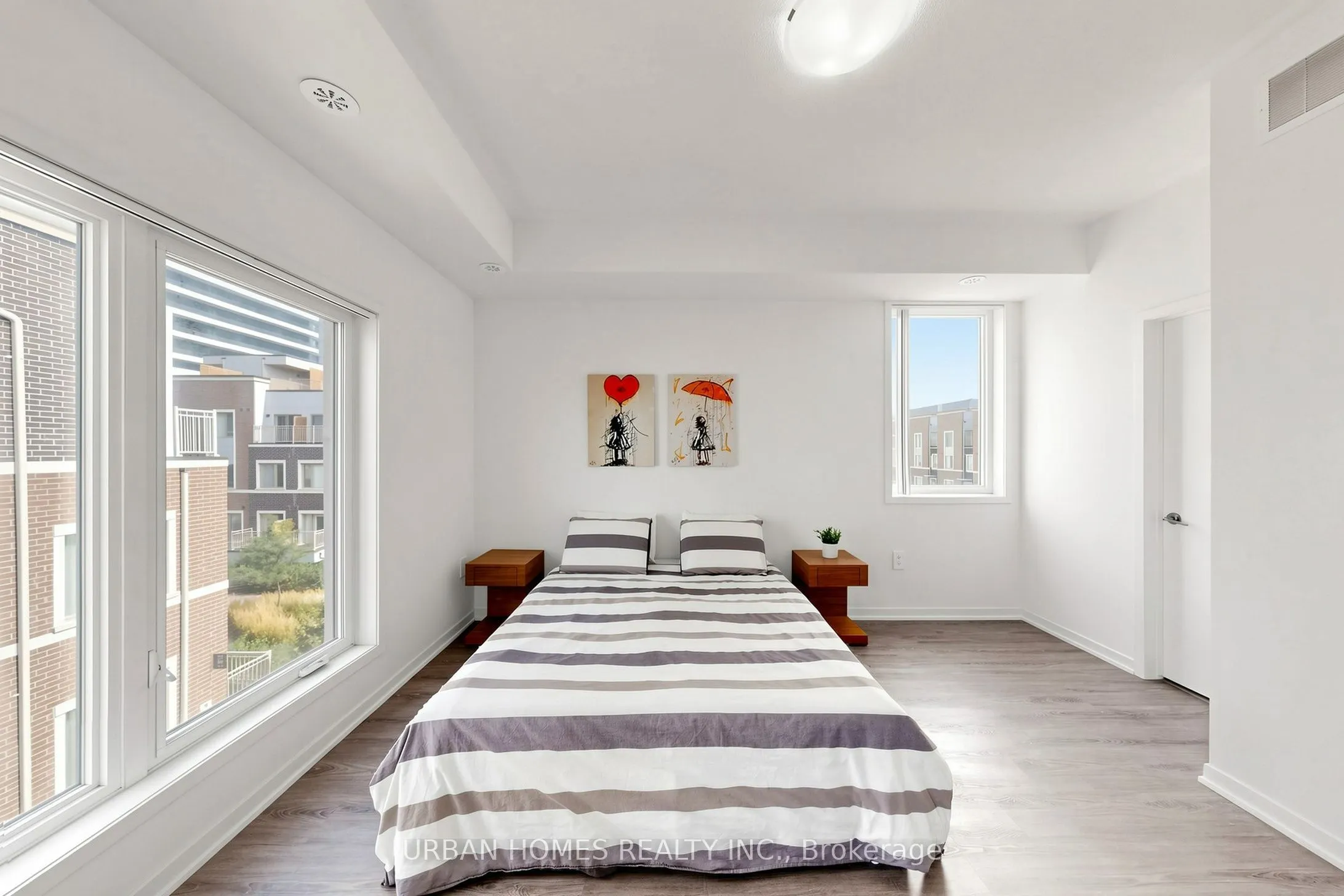 10 Almond Blossom Mews #97