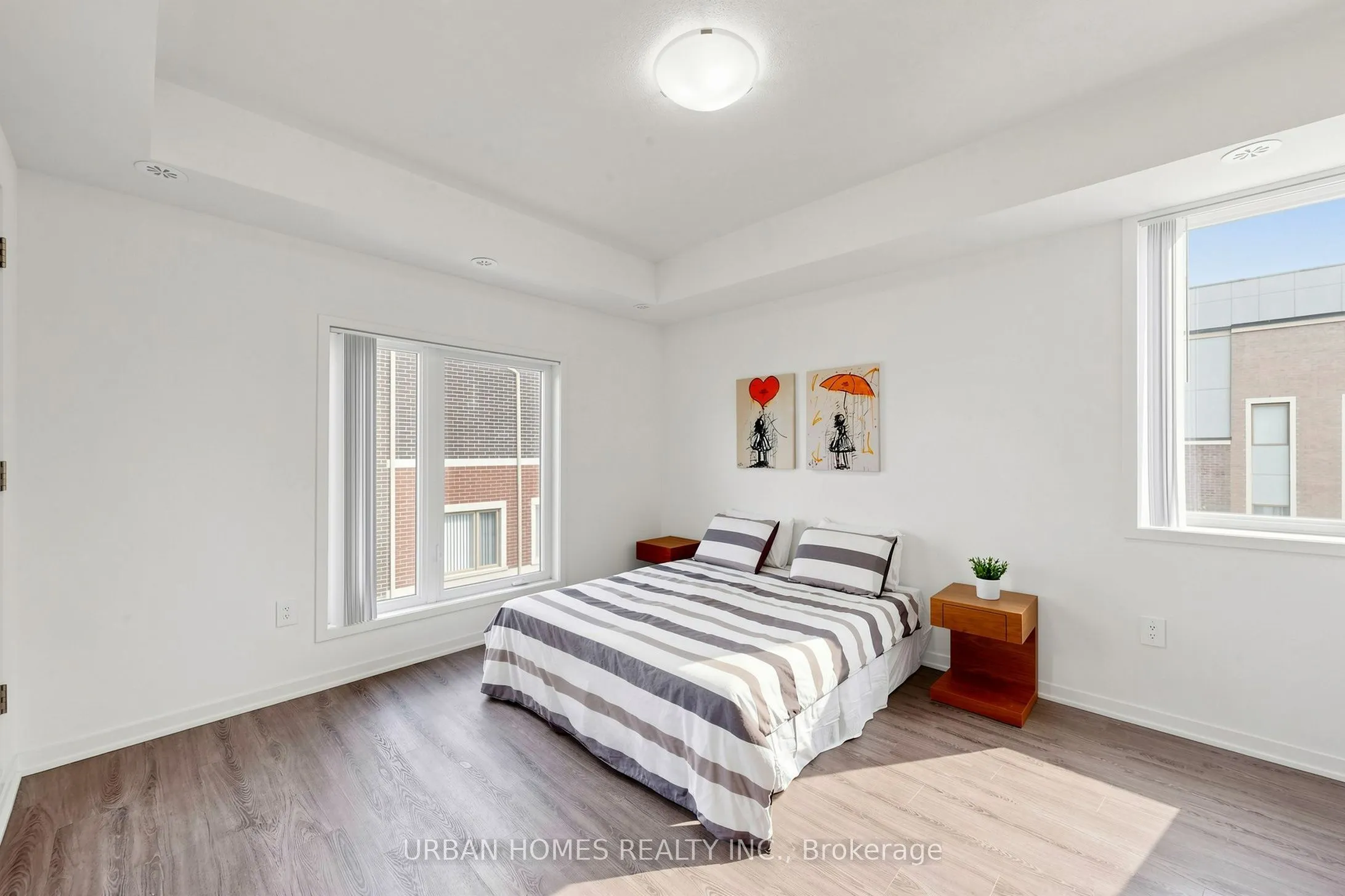 10 Almond Blossom Mews #97
