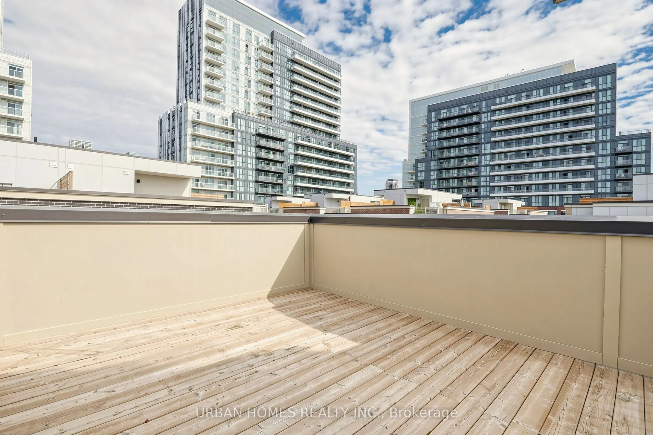 10 Almond Blossom Mews #97