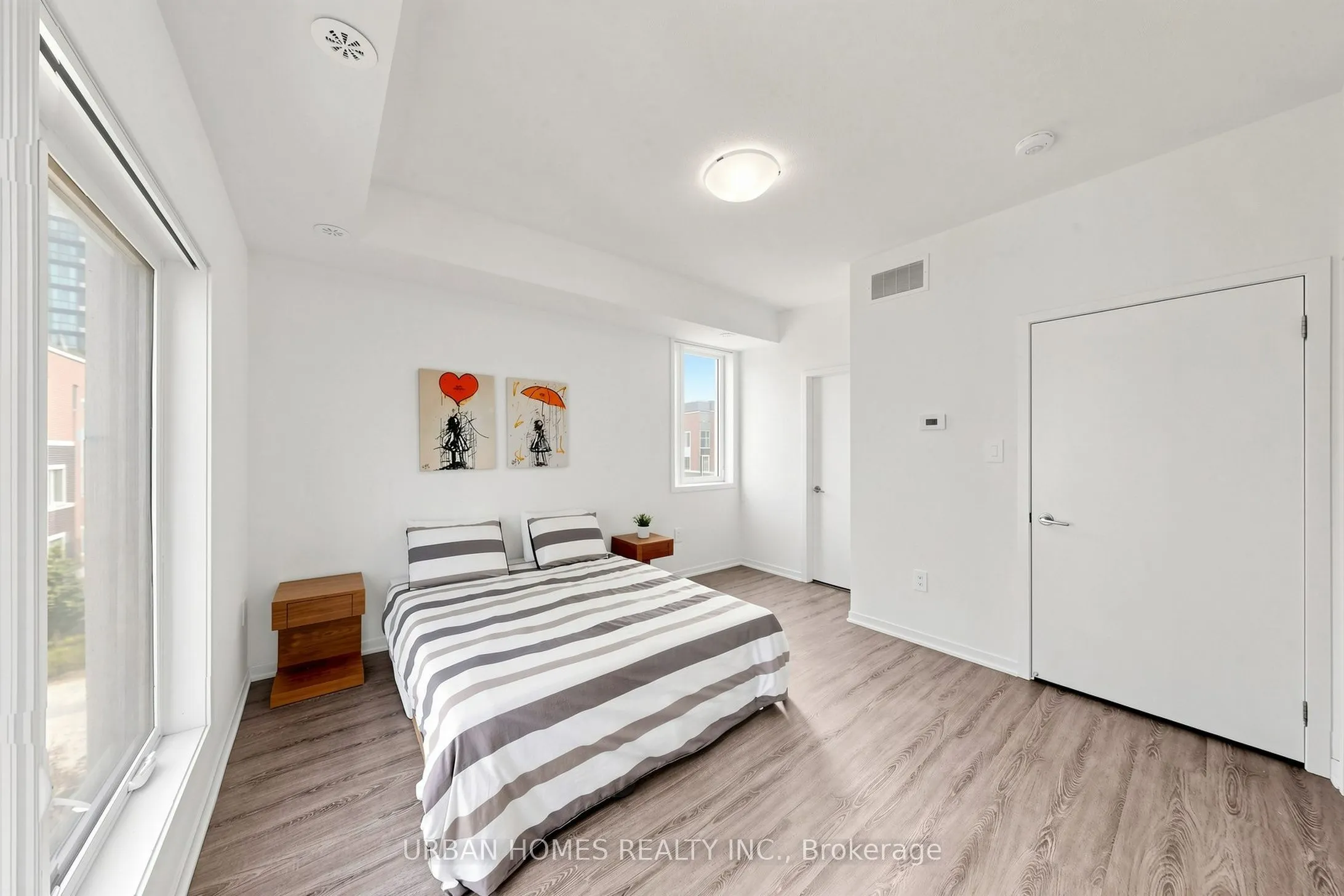 10 Almond Blossom Mews #97