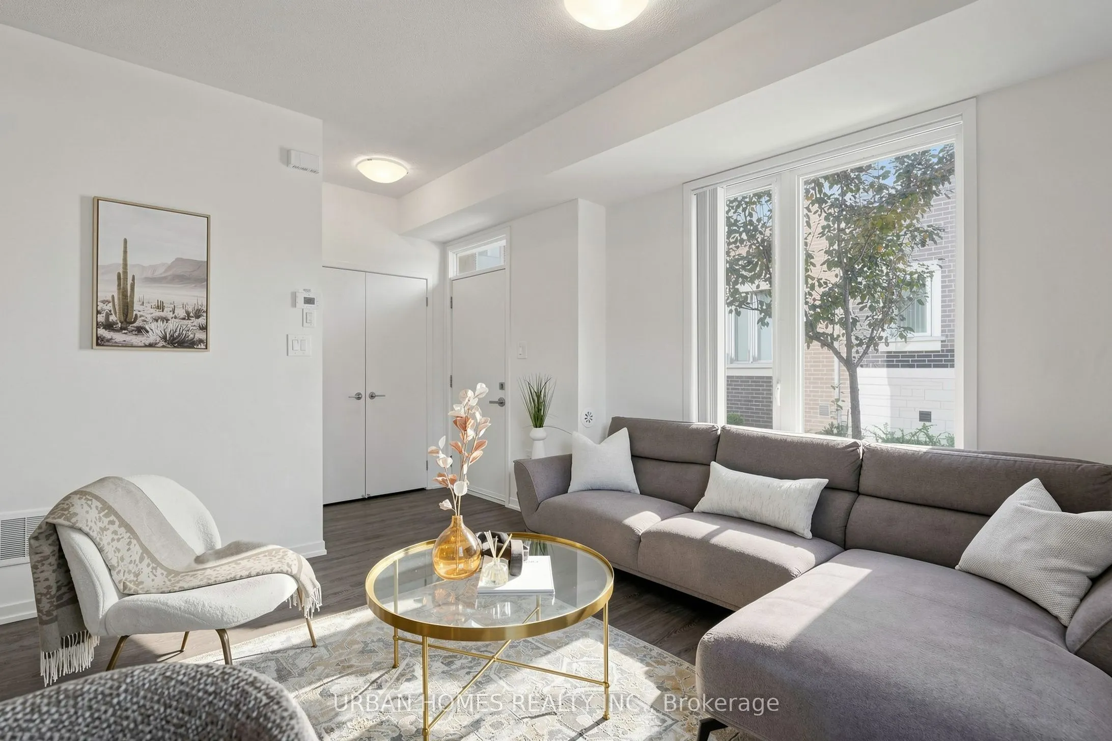 10 Almond Blossom Mews #97