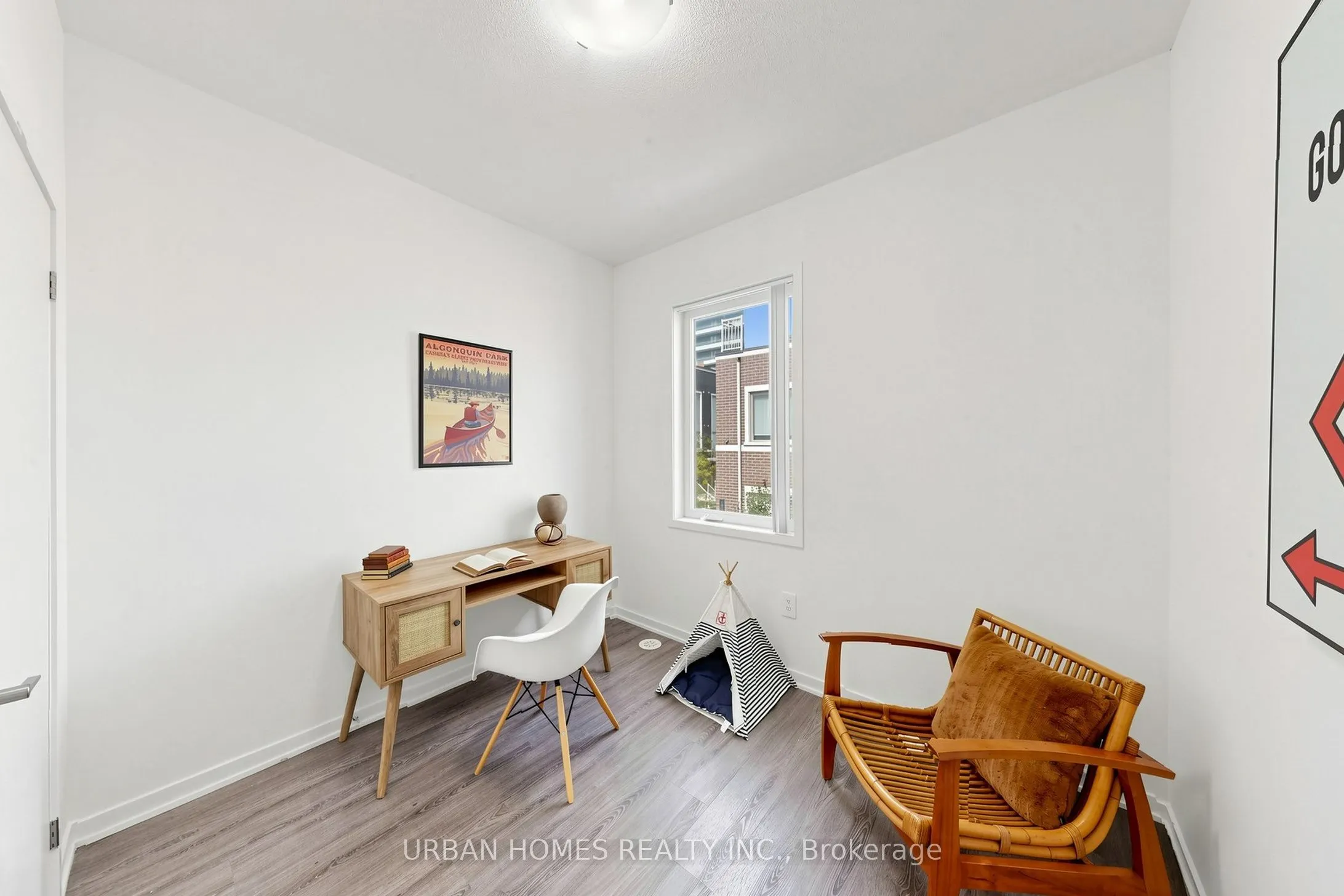 10 Almond Blossom Mews #97
