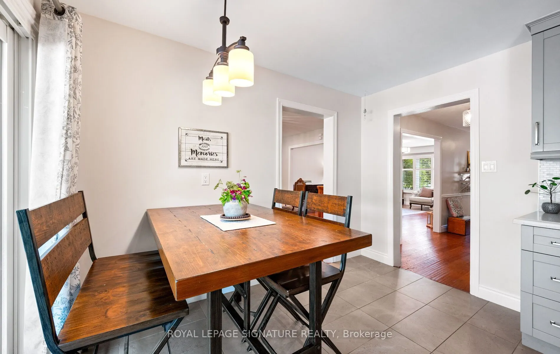 42 Shieldmark Crescent