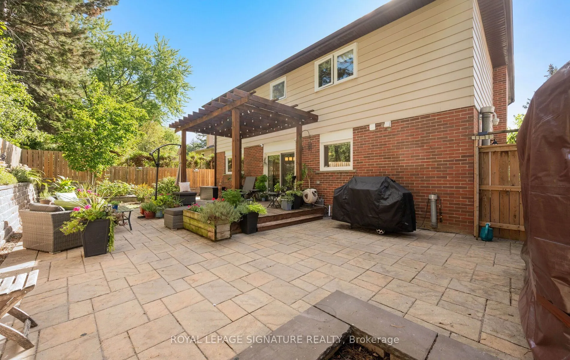 42 Shieldmark Crescent