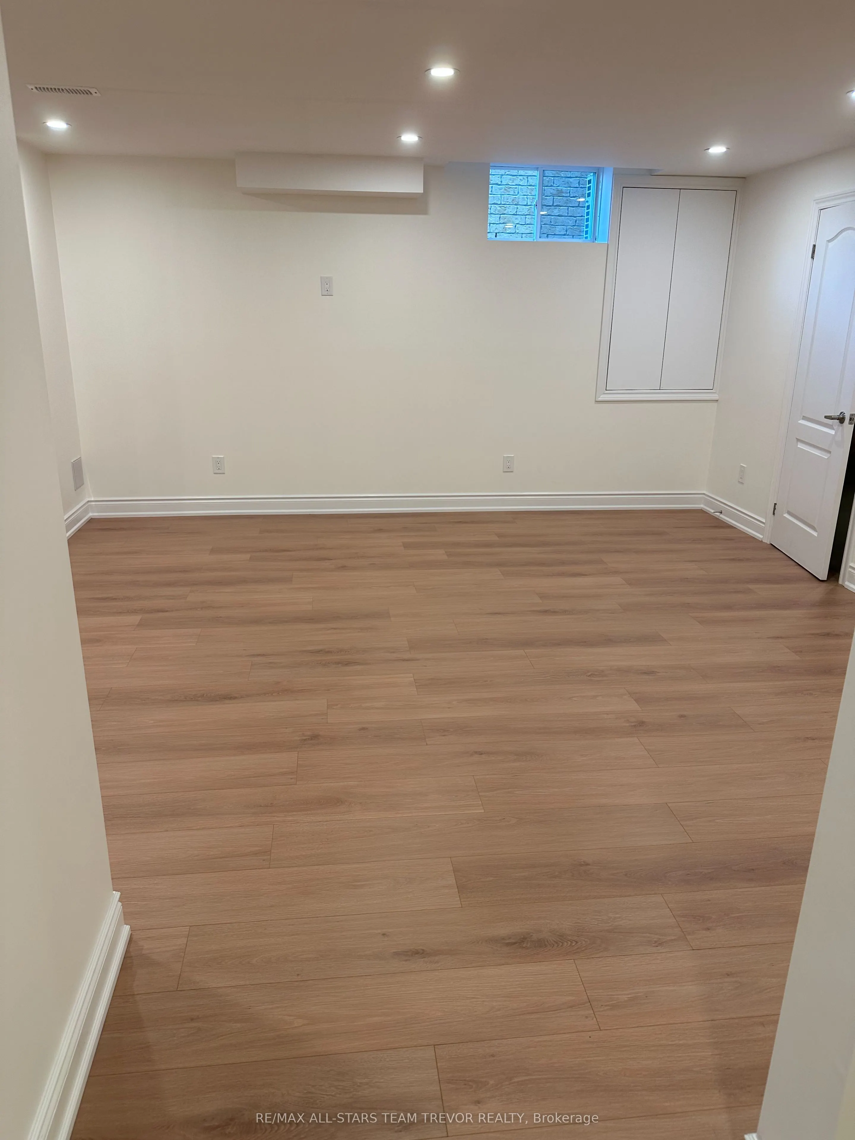 32 Valleo Street #Basement