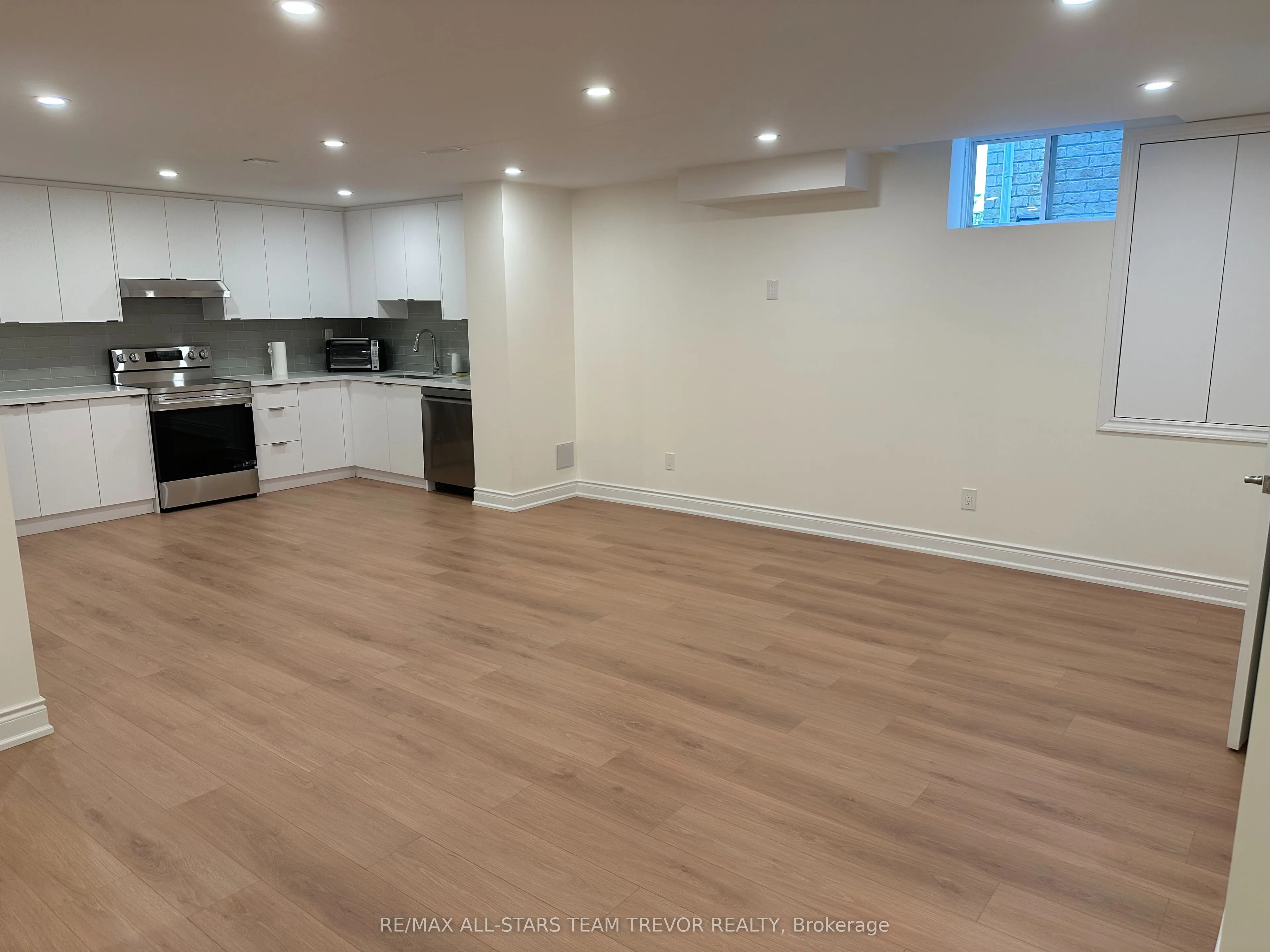 32 Valleo Street #Basement