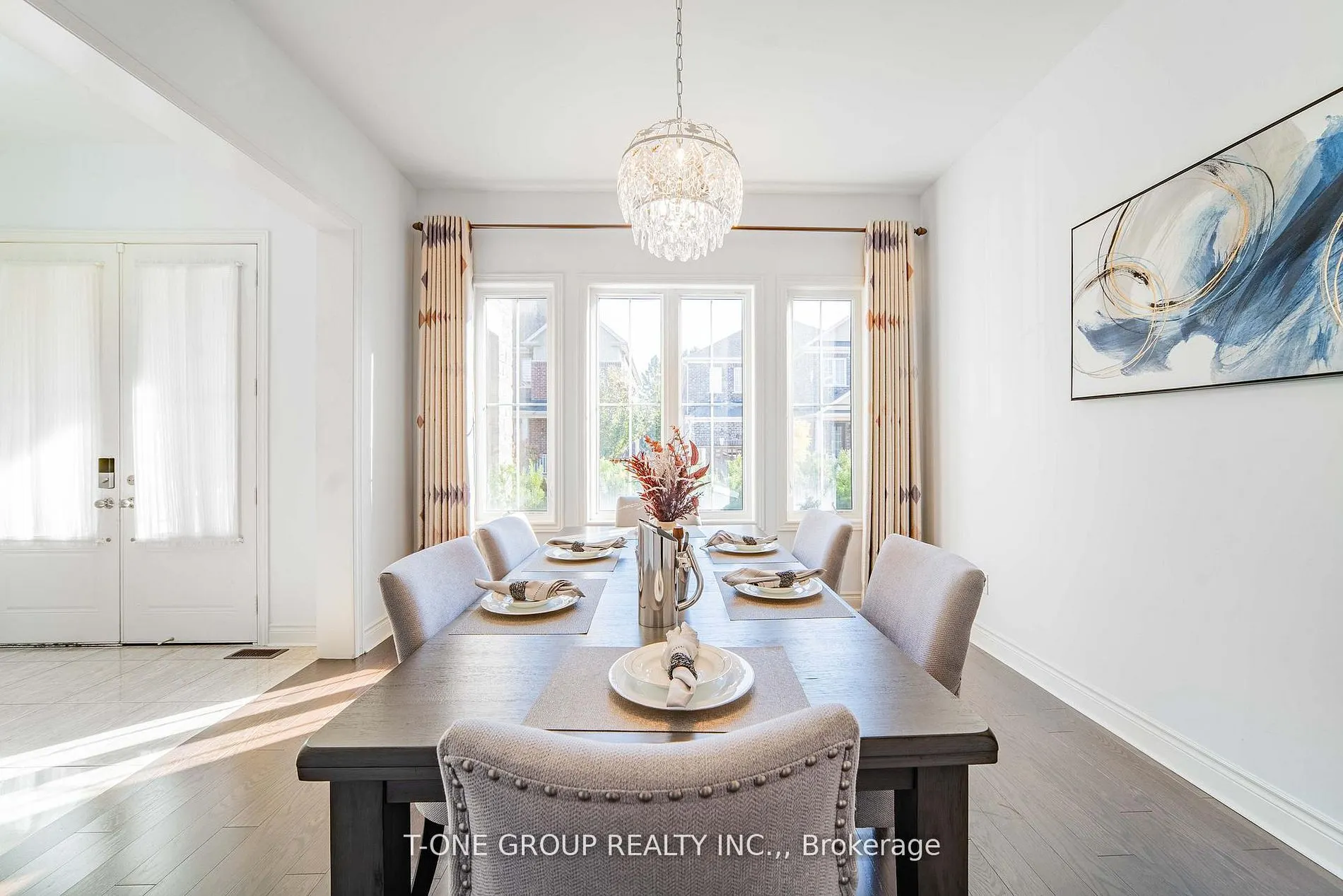 63 Ken Sinclair Crescent #42