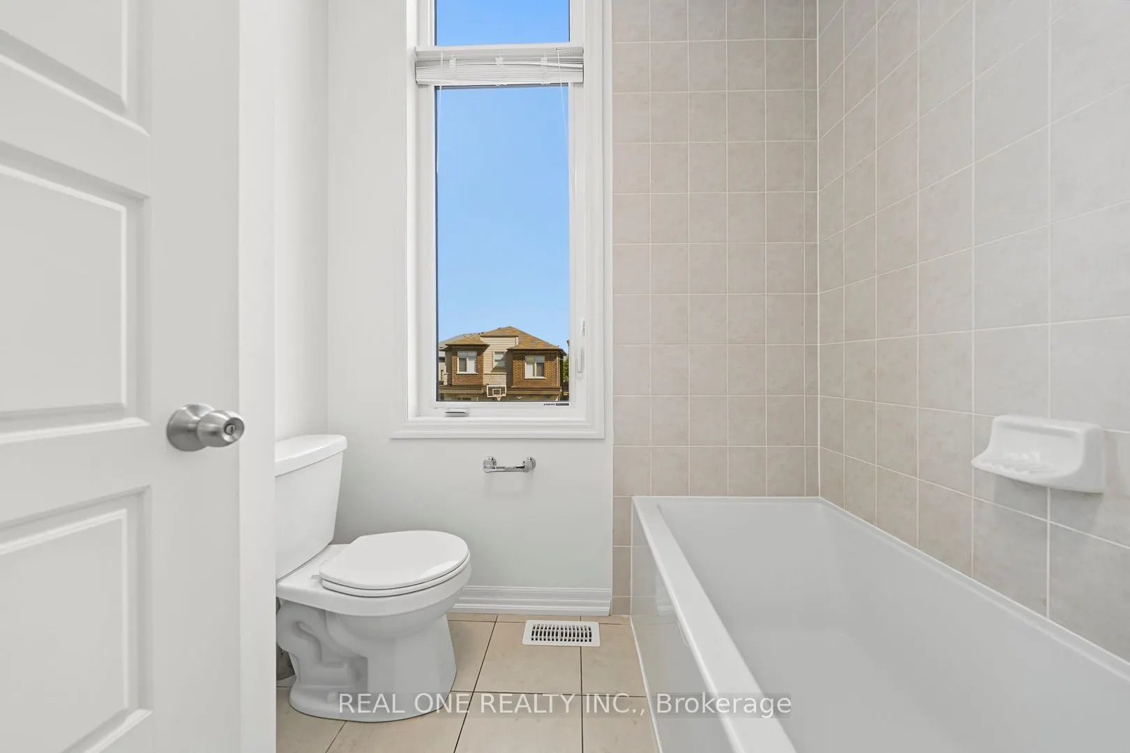 67 Tango Crescent